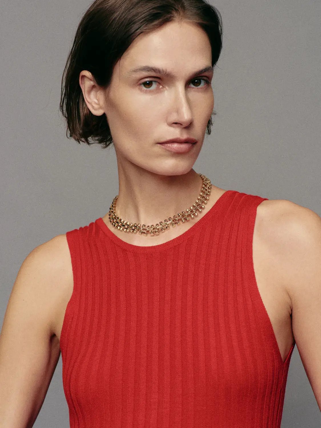 Fitted Ribbed Round Neck Sleeveless Maxi Knit Dress
