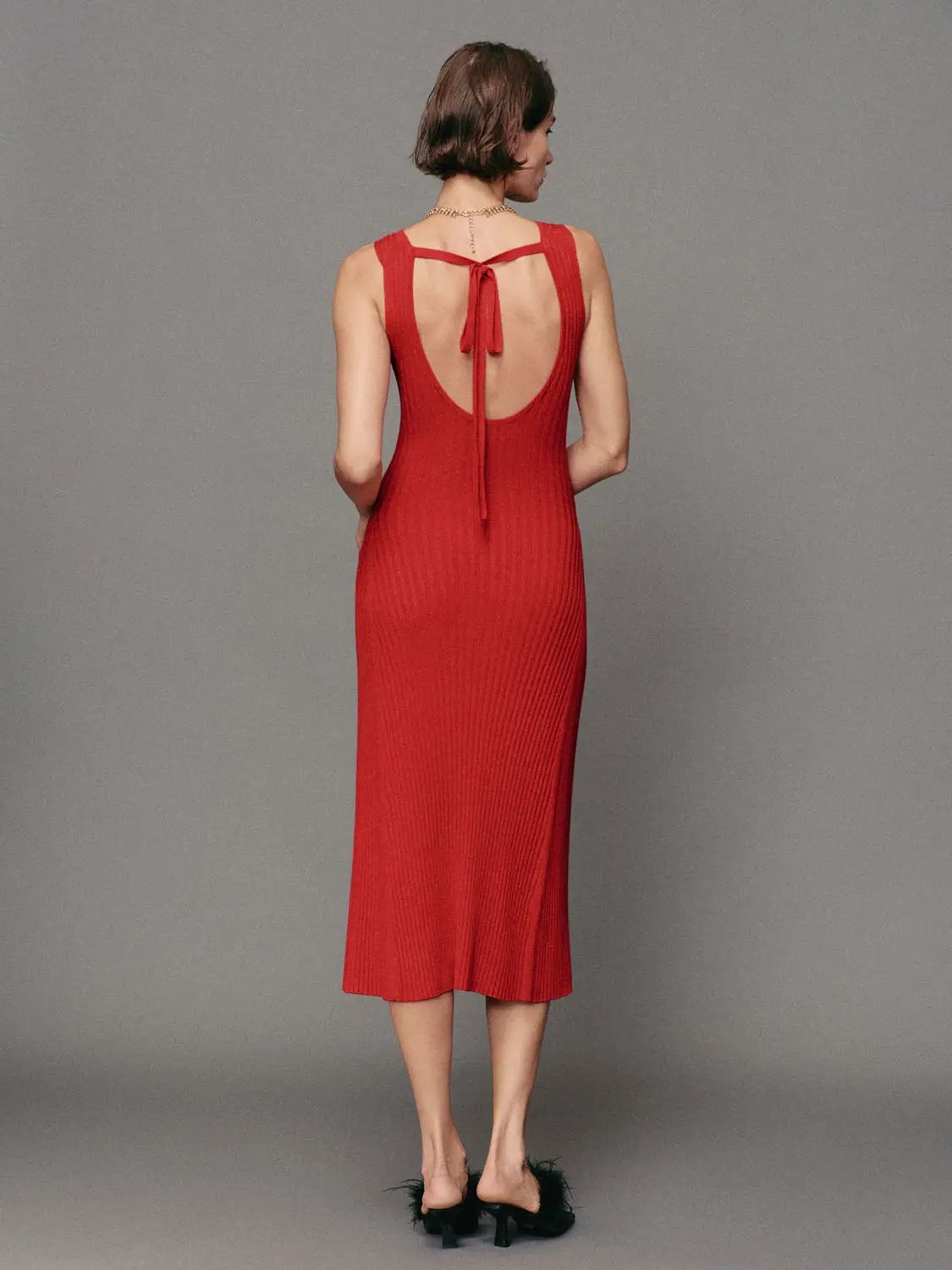 Fitted Ribbed Round Neck Sleeveless Maxi Knit Dress