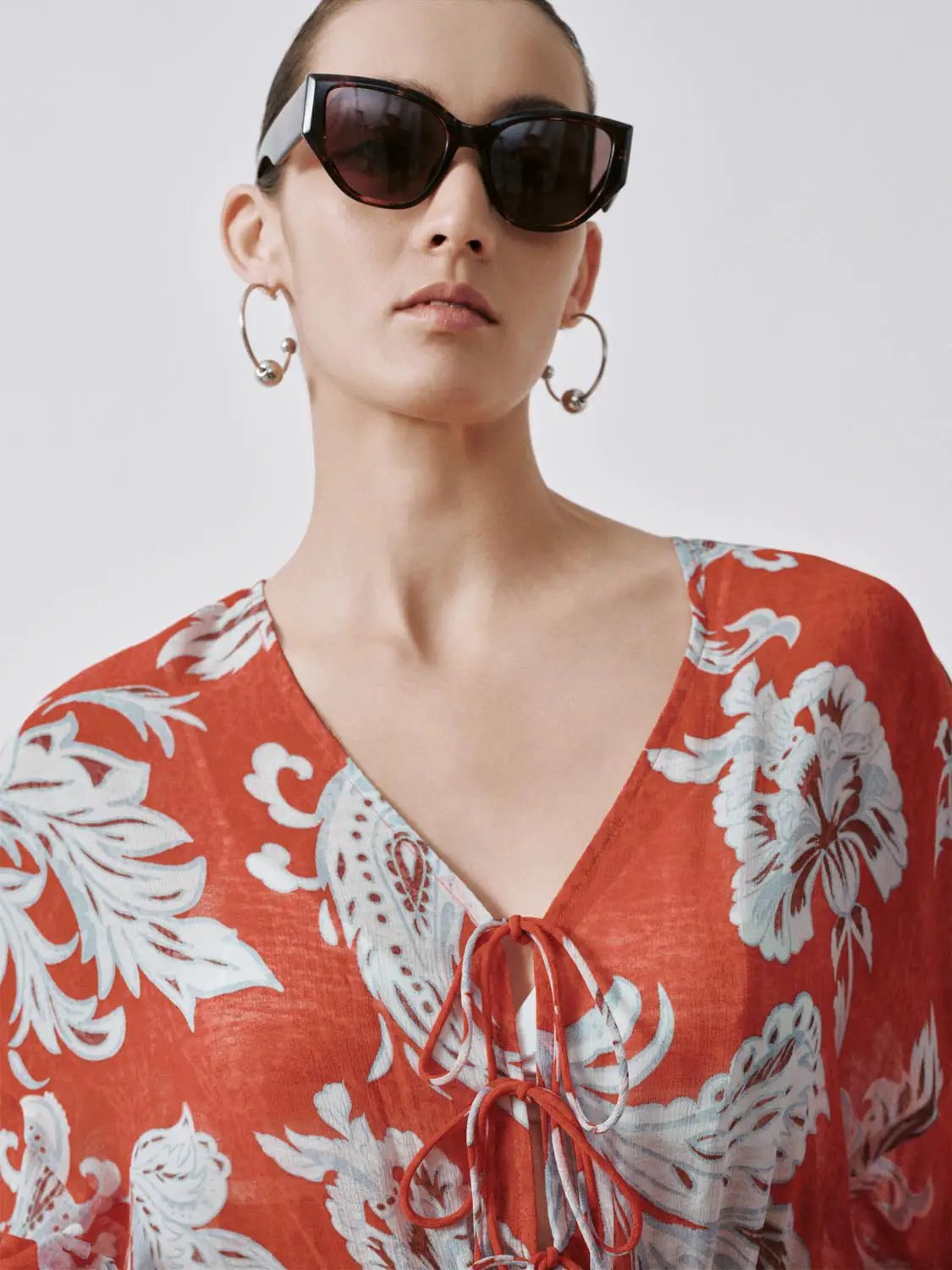 V-Neck Tie Detail Floral Intarsia Long Sleeve Overhead Shirt