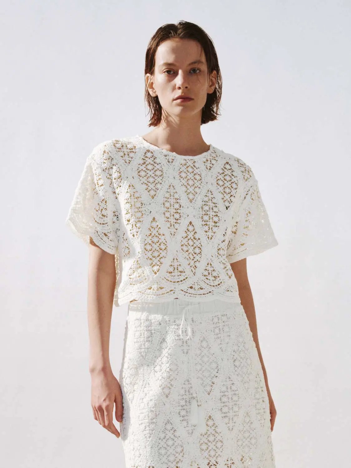 Round Neck Crochet Hollow Out Knit Cropped Short Sleeve Top