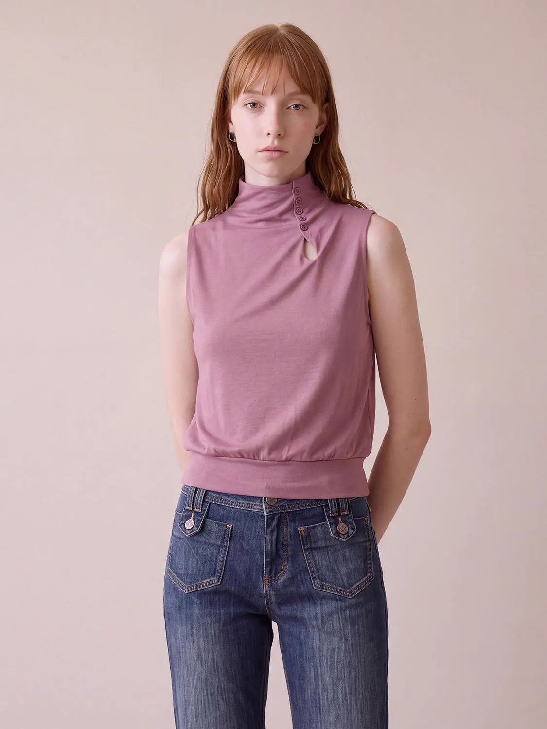 Keyhole Button Ribbed Hem Mock Neck Sleeveless Top