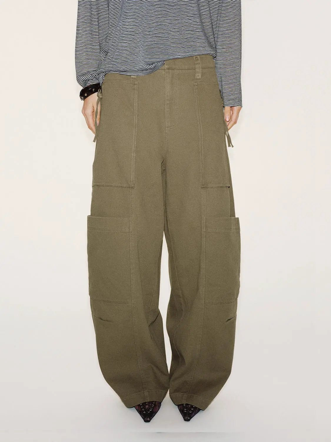 Multi Cargo Pockets Oversized Tapered Cotton Pants