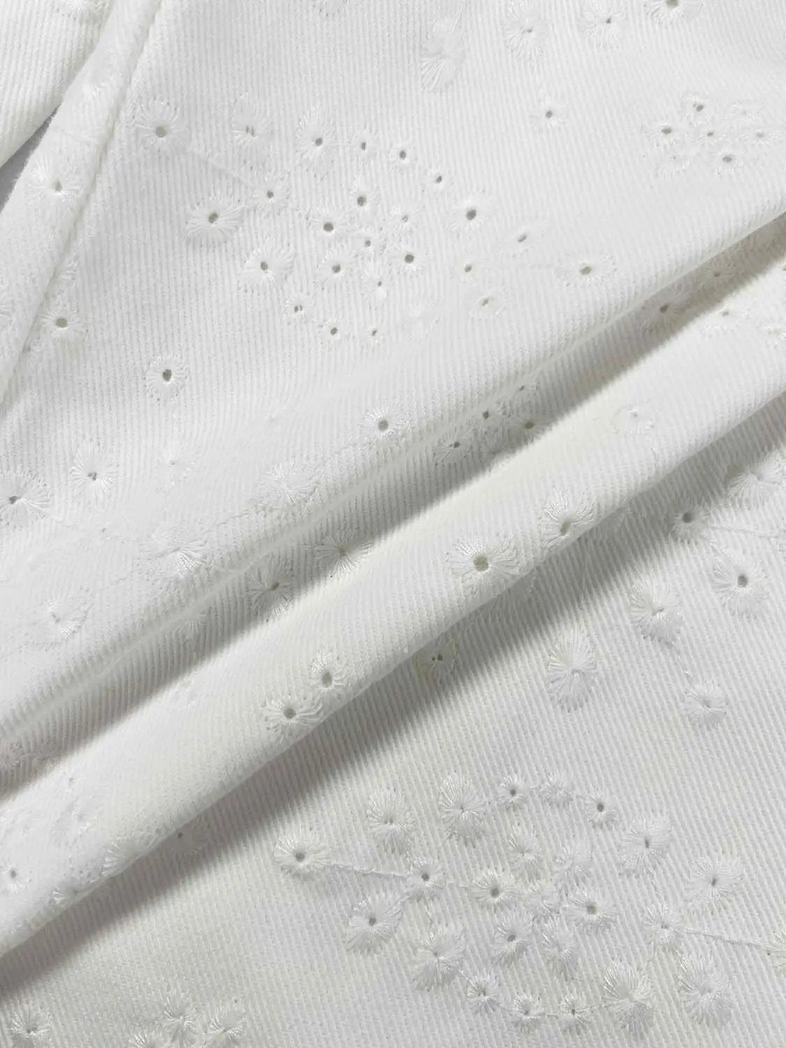 Eyelet Embroidered Straight-Leg Cotton Pants