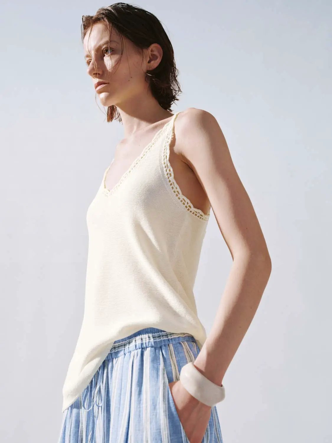 V Neck Lace Trim Relaxed Fit Spaghetti Strap Knit Cami Top