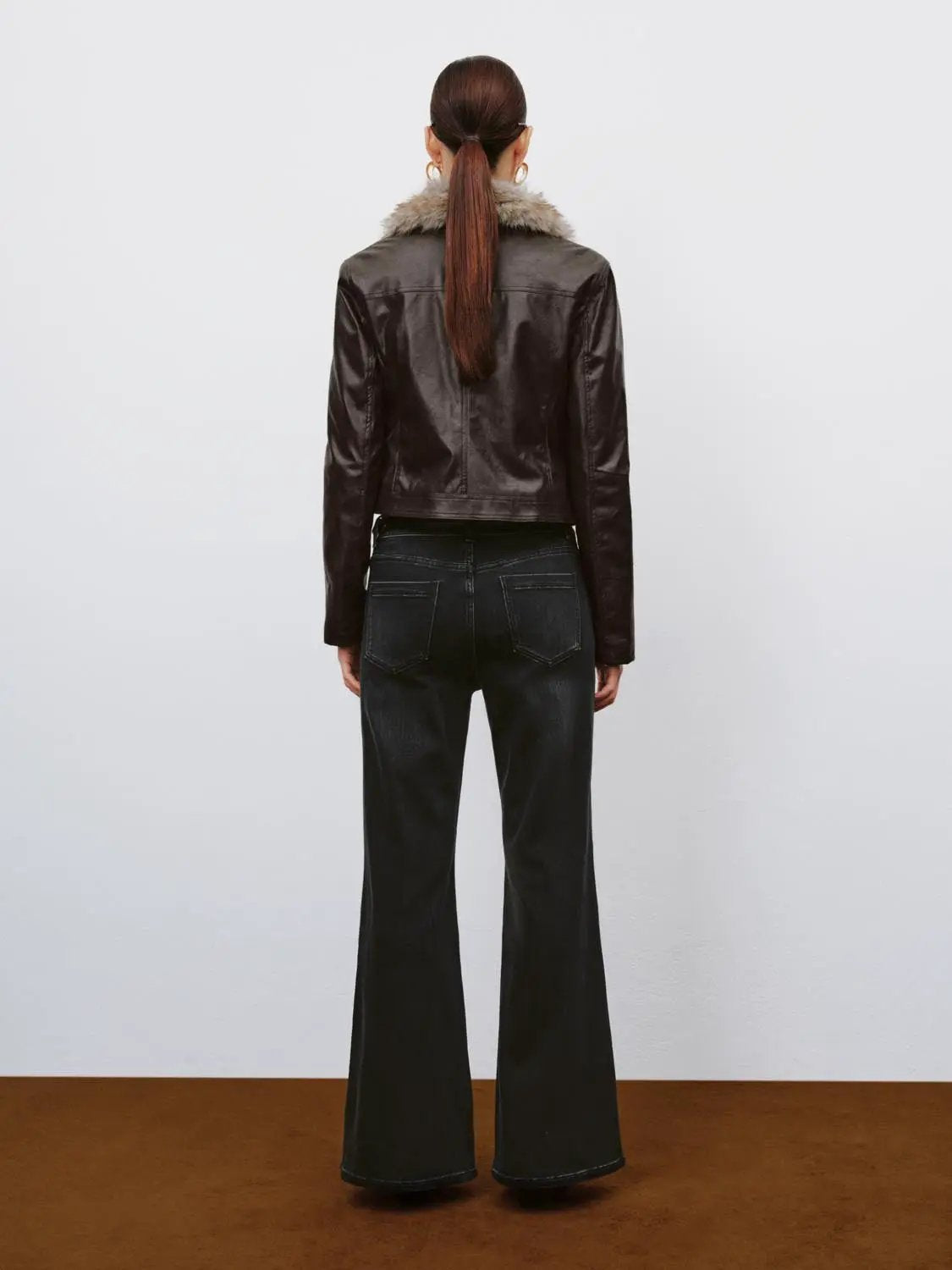 Cropped Faux Fur Collar Zip Front Long Sleeve Jacket