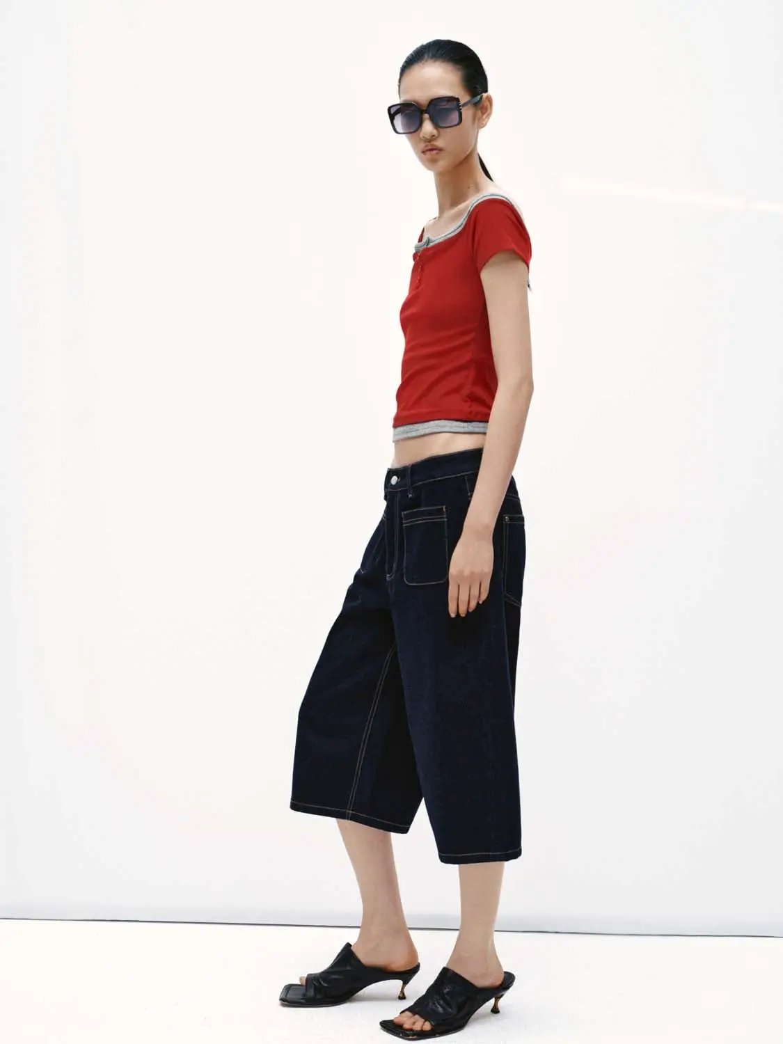 2-In-1 Contrast Boat Neck Fit Cotton T-Shirt