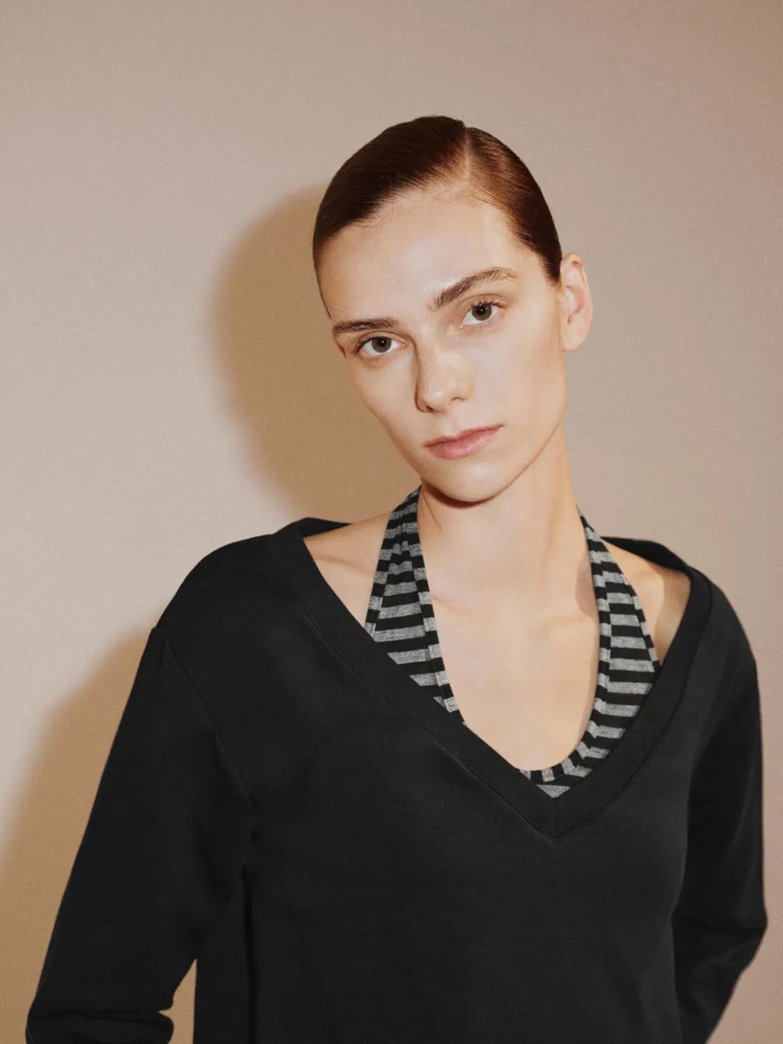 Cropped Long Sleeve Striped V-Neck Cotton Blend T-Shirt