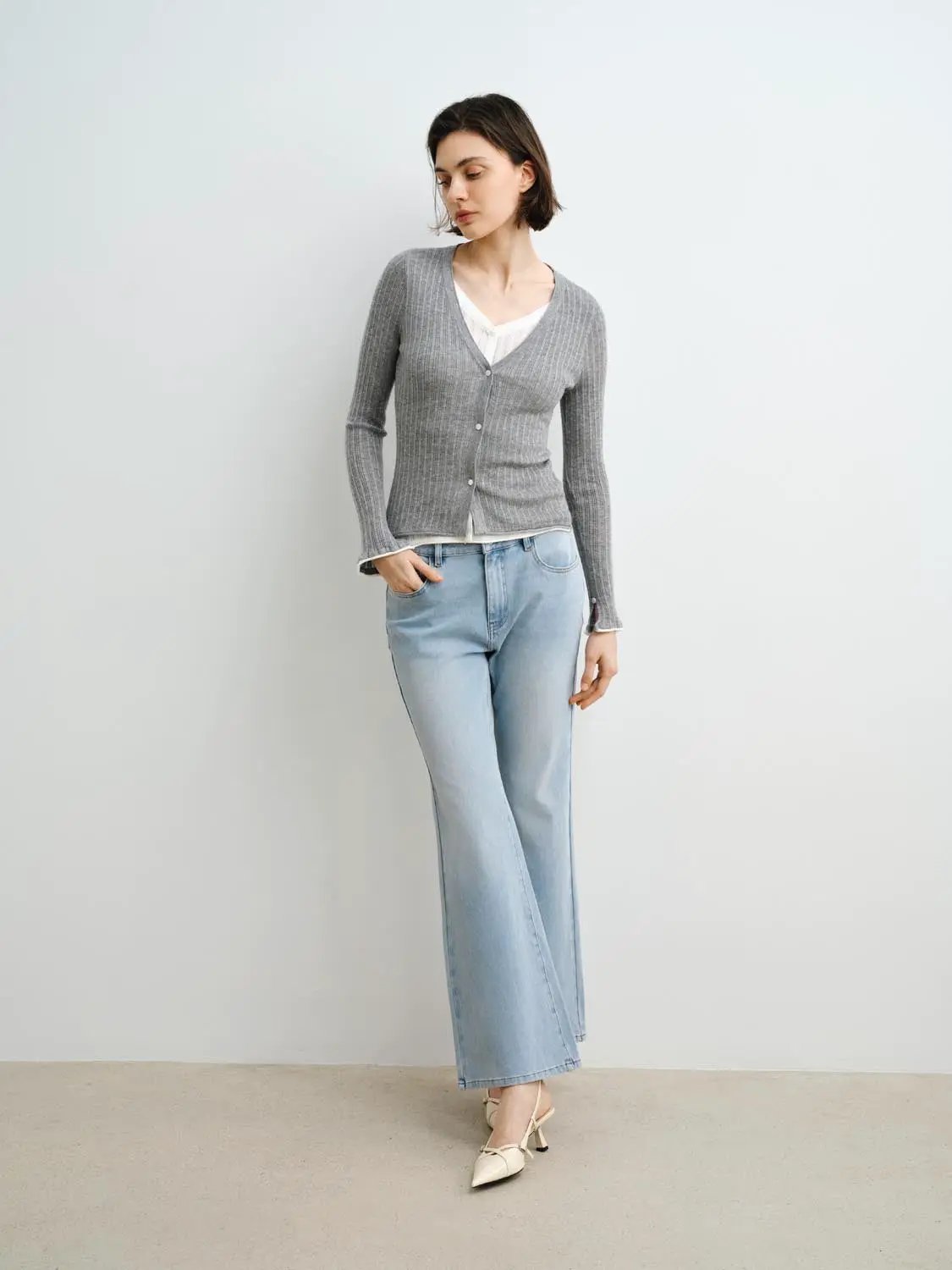 Fitted Ribbed Knit V-neck Long Sleeve Cardigan
