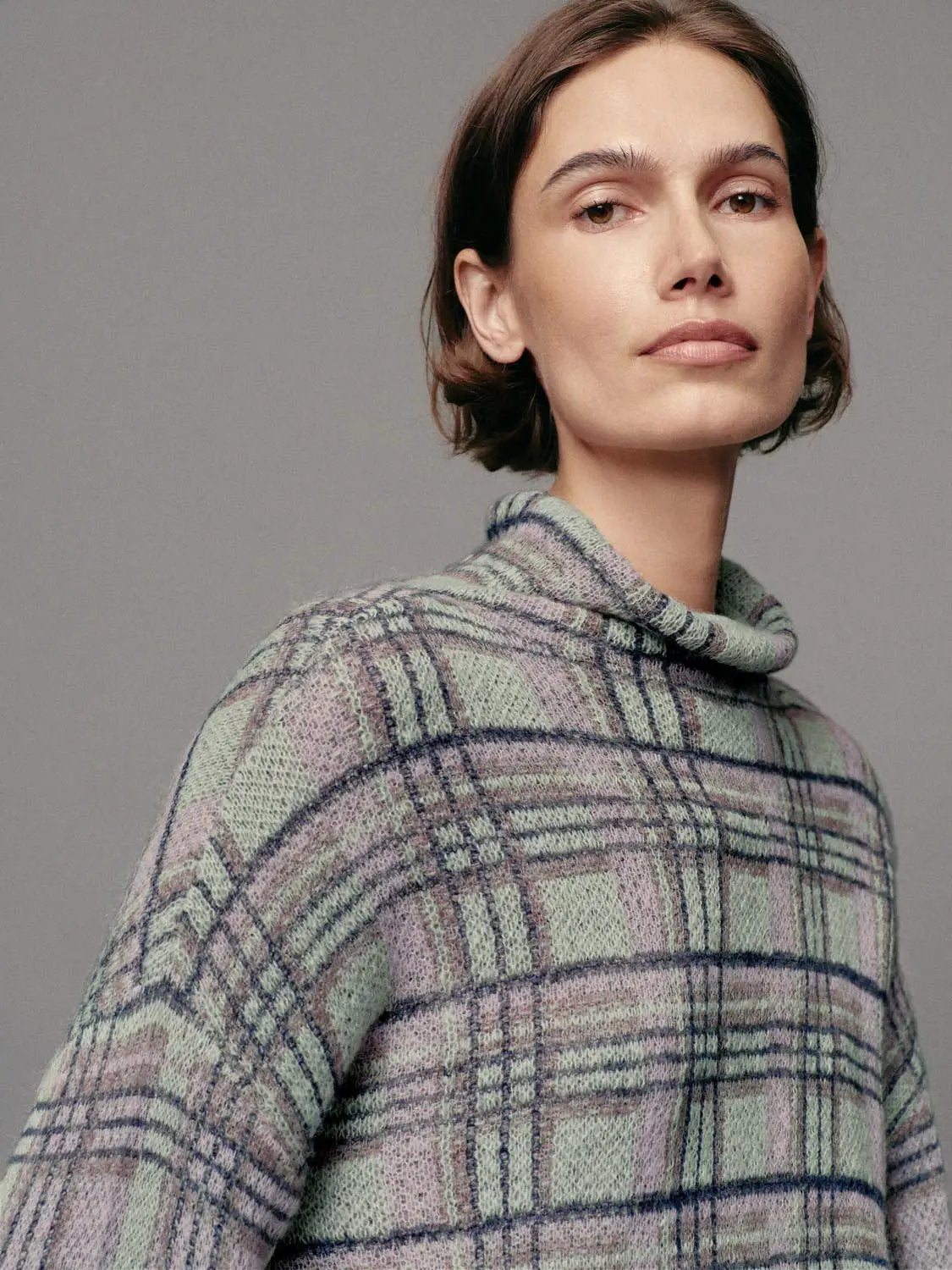 Checked Textured Twisted Hem Roll Neck Long Sleeve Sweater