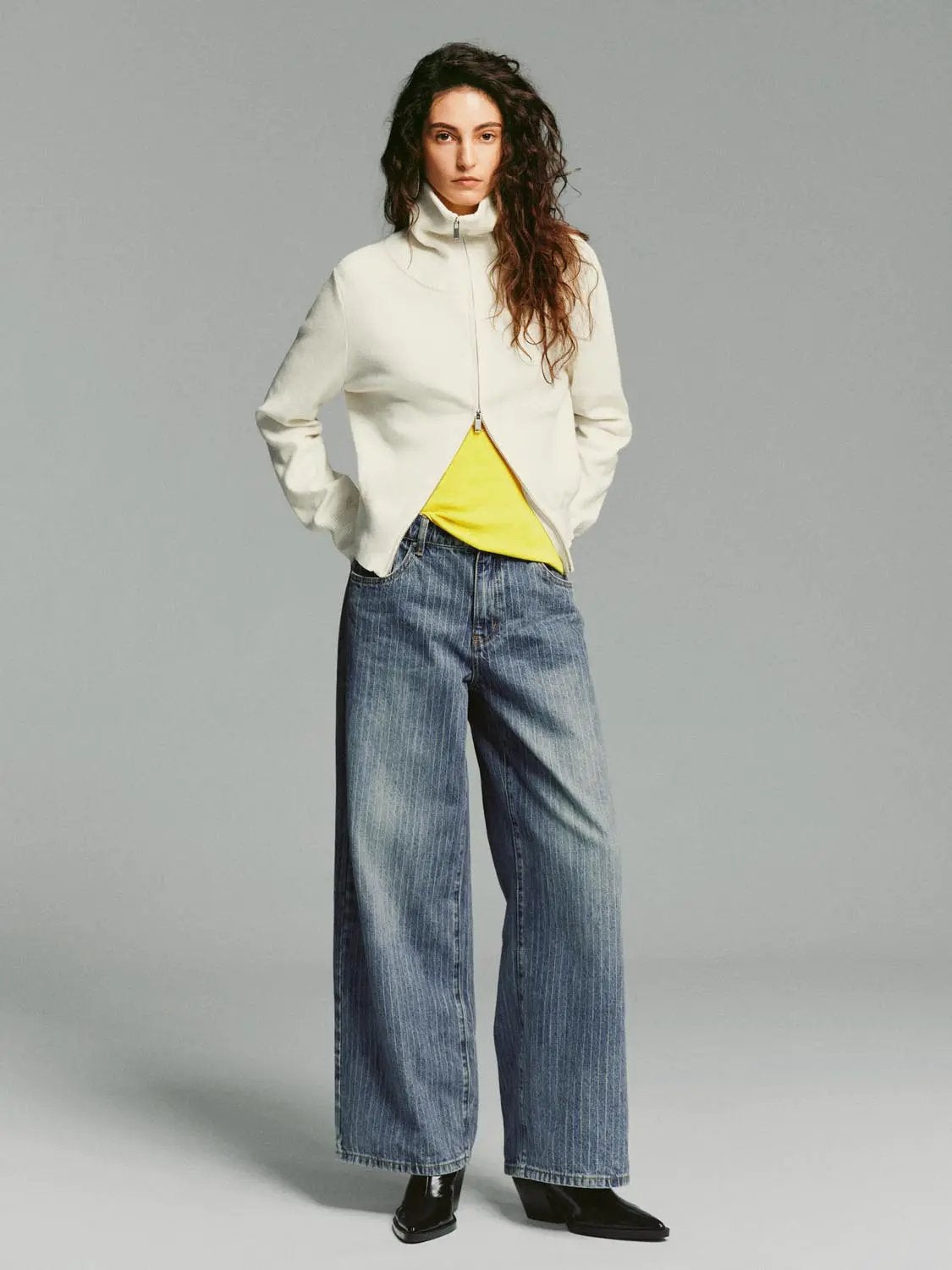 Ribbed Zip Front Fitted Mock Neck Long Sleeve Jacket