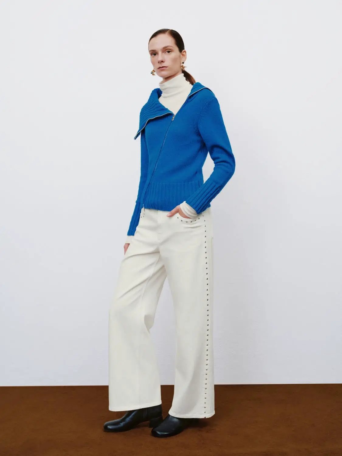 Ribbed Diagonal Zipper Long Sleeve Knit Jacket