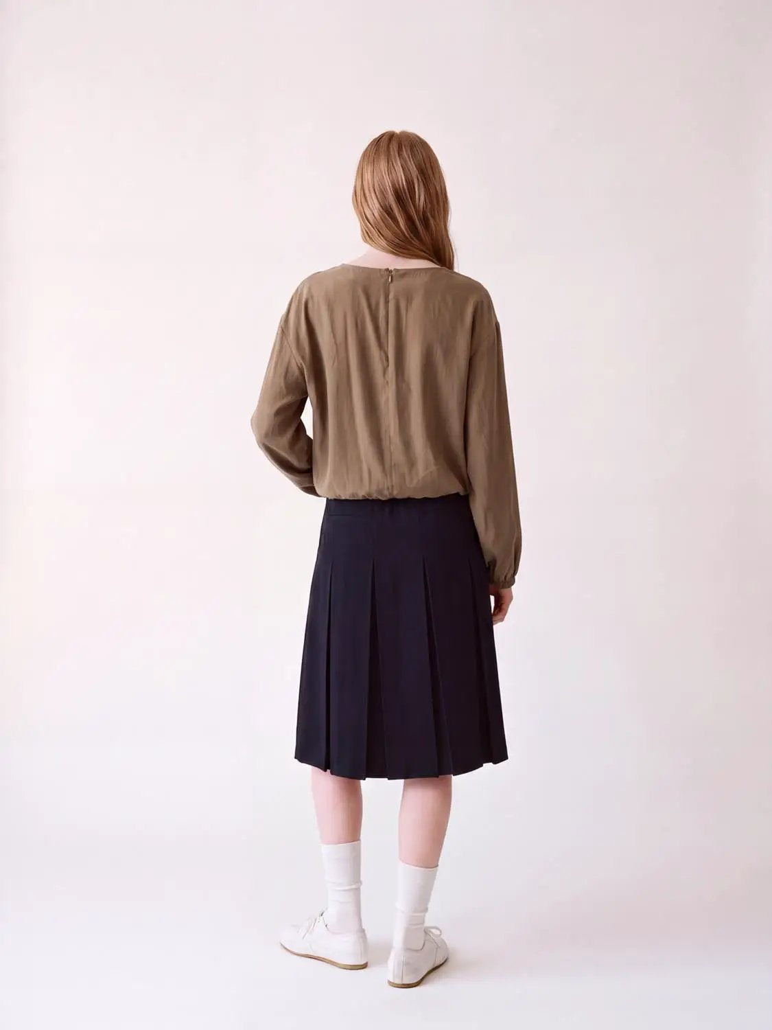 Boxy V-neck Long Sleeve Elastic Hem Blouse