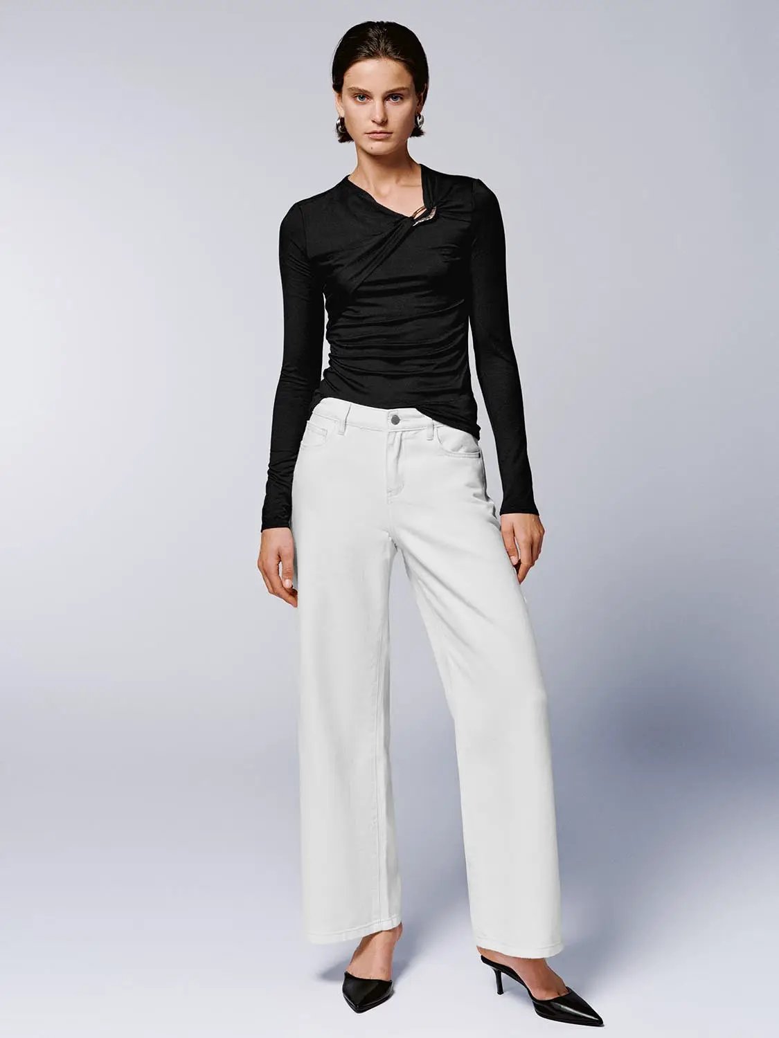 Ring Detail Knot Front Stretch Knit Long Sleeve Tee
