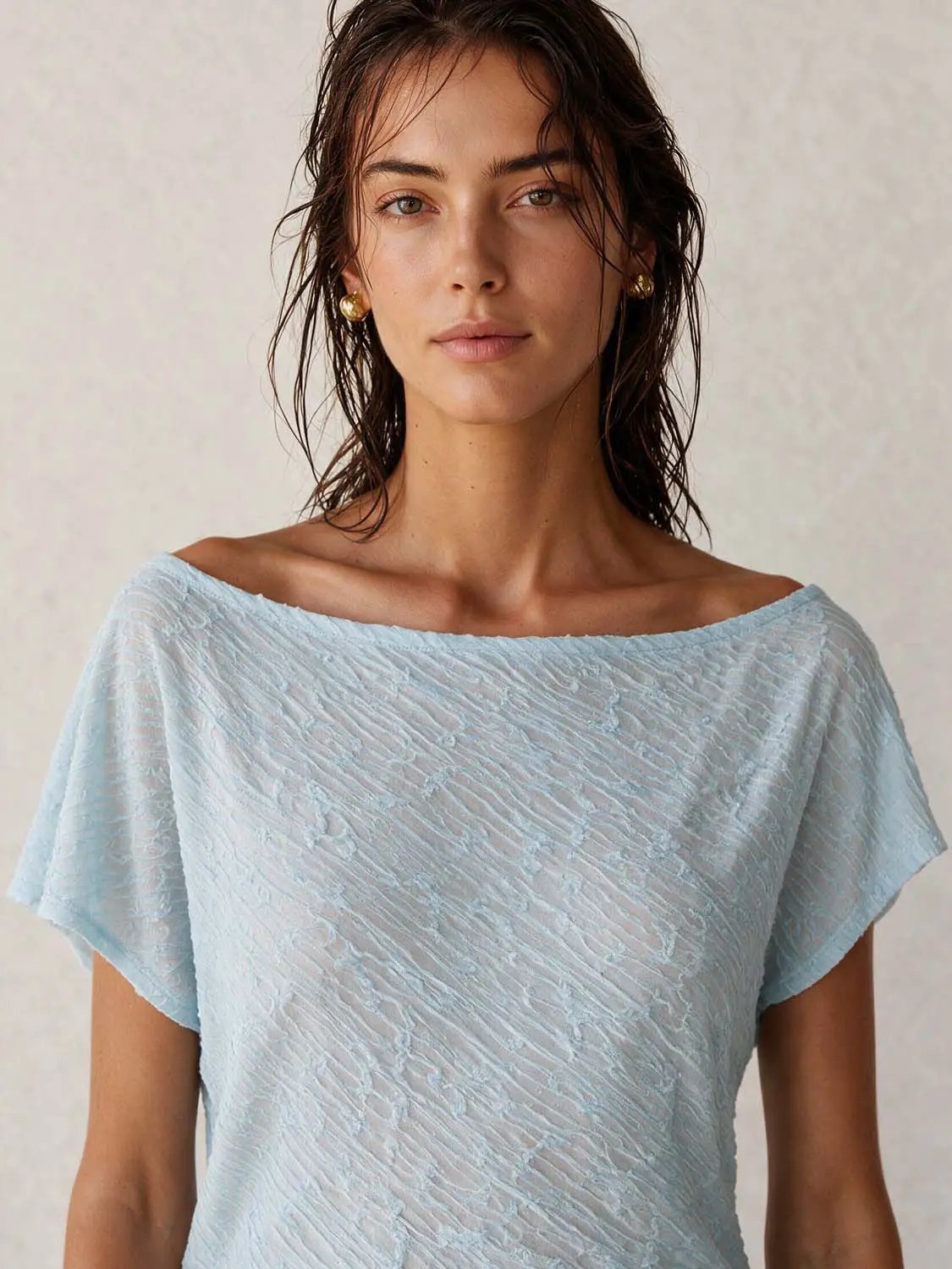 Textured Asymmetric Hem Fitted Boat Neck T-shirt