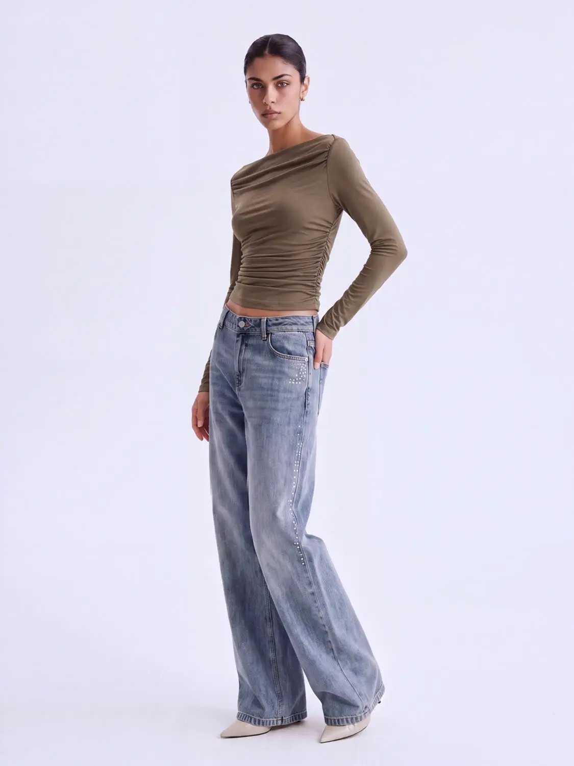 Ruched Fitted Long Sleeve T-Shirt