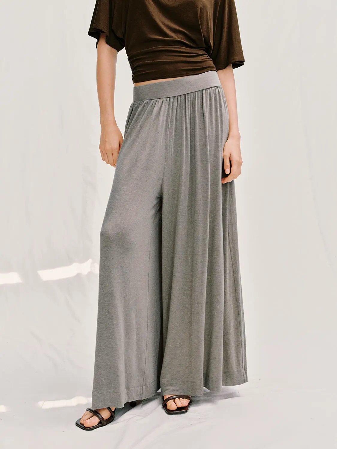 Pleated Elastic Waistband Wide-leg Pants