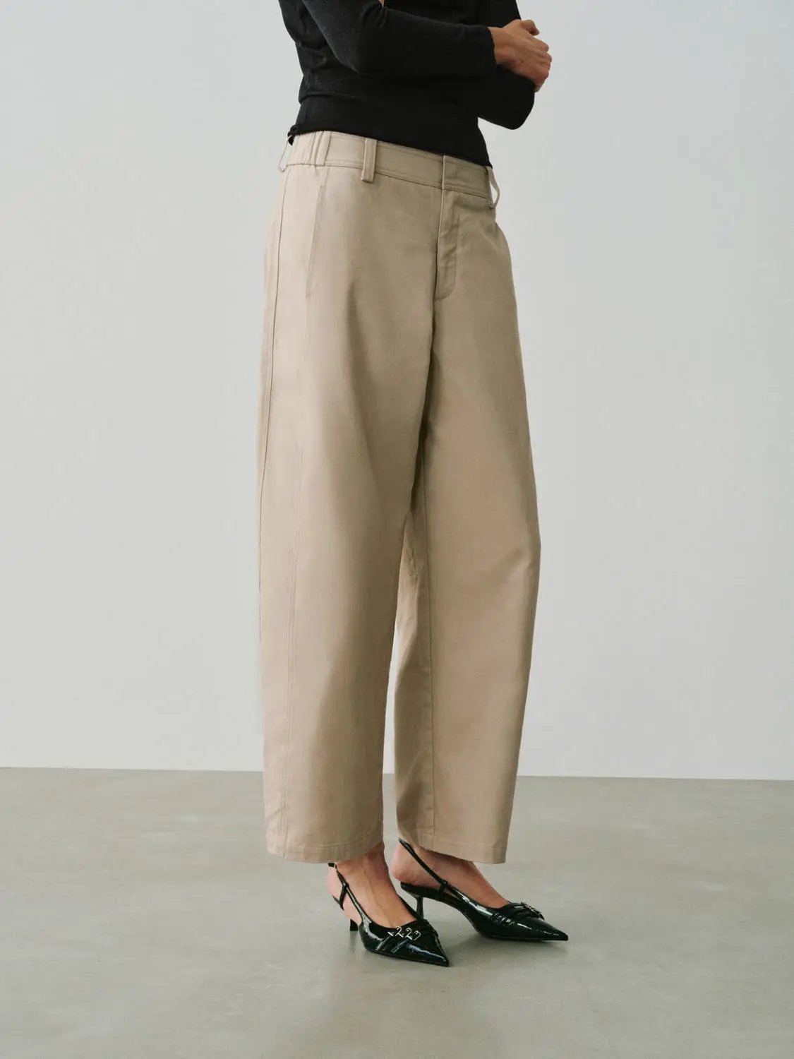 Tailored Beige Mid-rise Barrel-Leg Cotton Pants