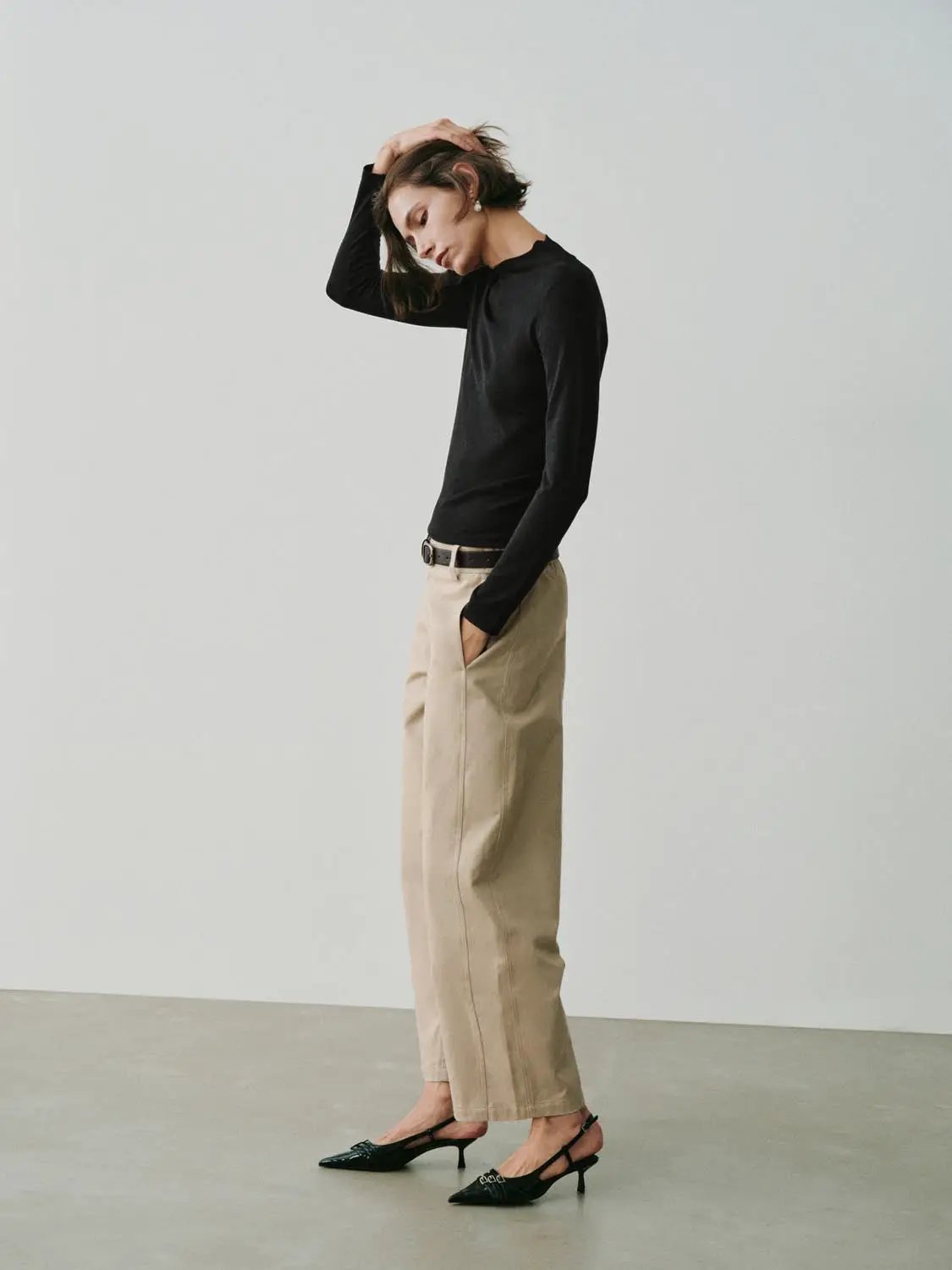 Tailored Beige Mid-rise Barrel-Leg Cotton Pants