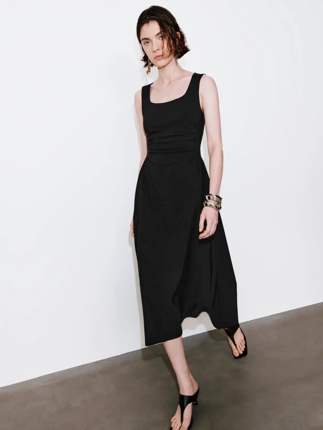 U-Neck Ruched Waist Sleeveless A-Line Midi Dress