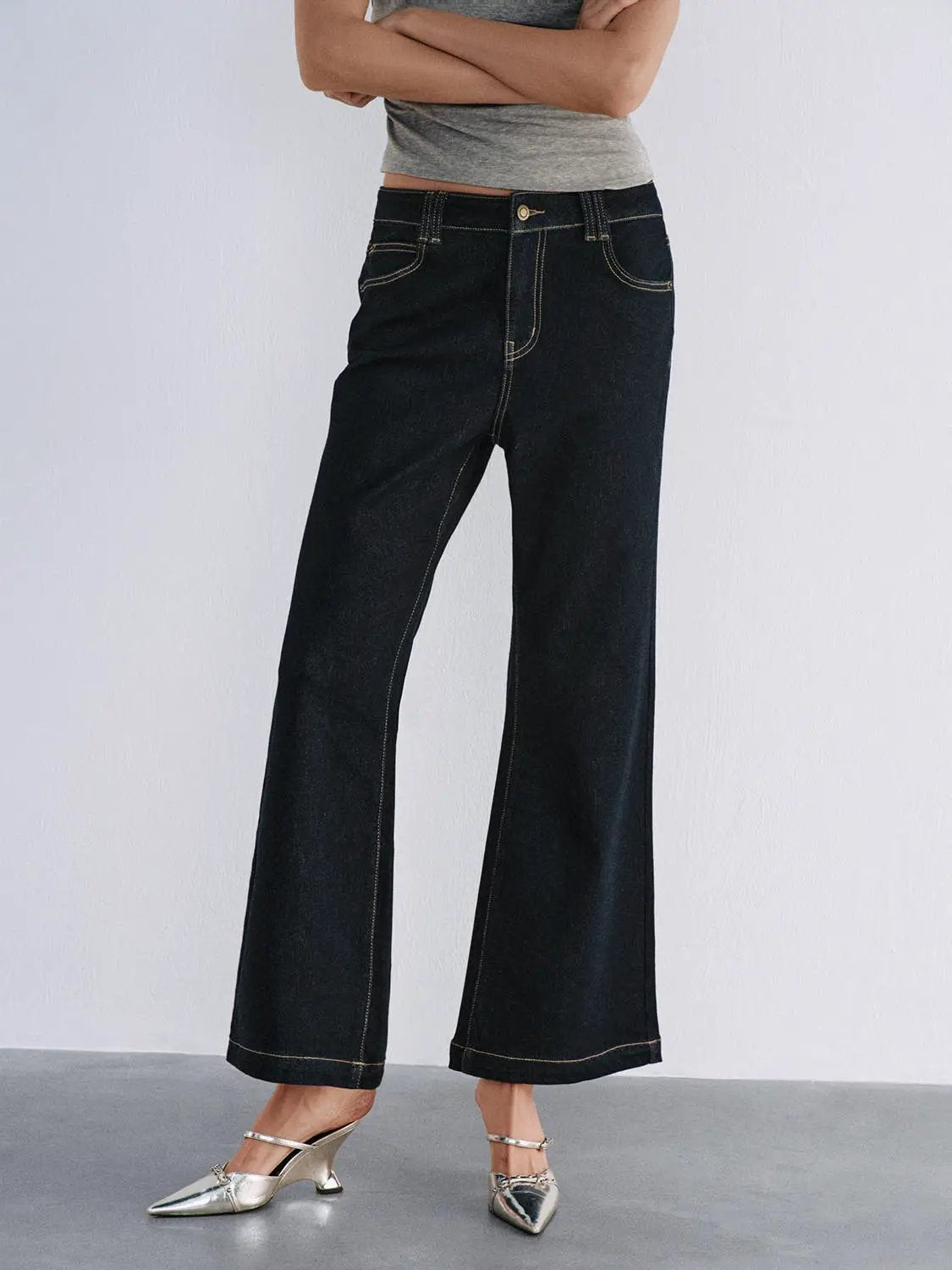 Wash Wide-leg High-waisted Cotton Blend Jeans