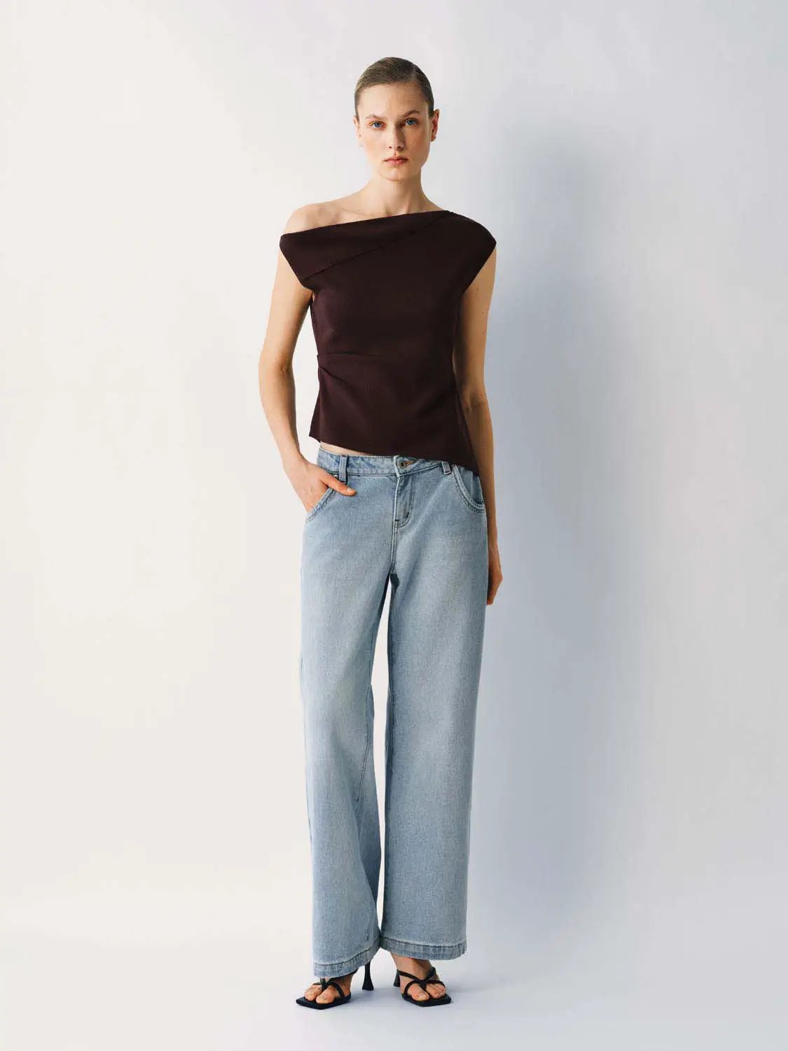 Slim One Shoulder Sleeveless Waist Ruched Irregular Hem Top