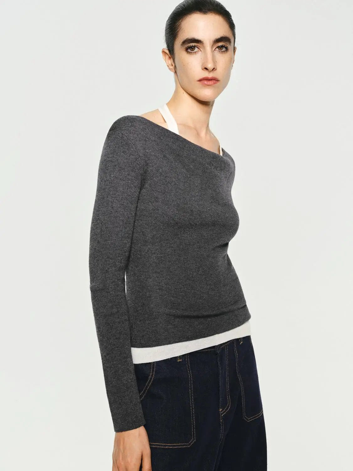 Fitted Contrast Hem Boat Neck Long Sleeve Knit Top