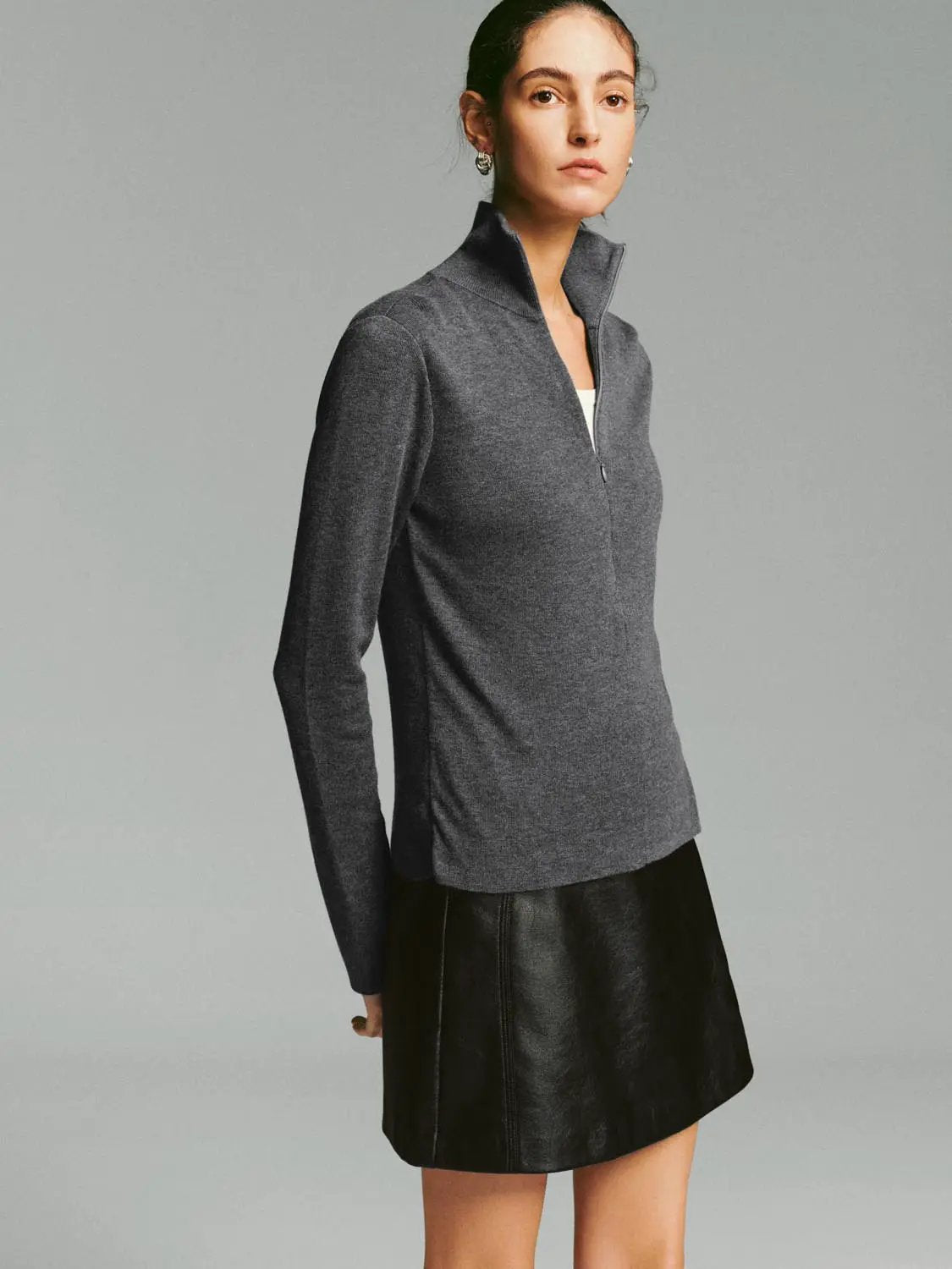 Fitted Ribbed Zip Neck Long Sleeve Knit Sweater