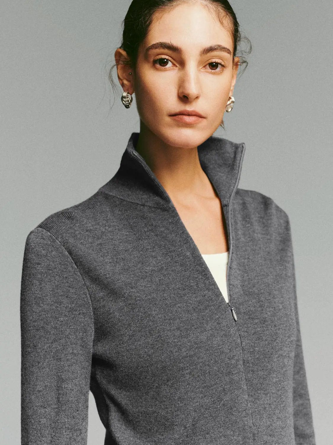 Fitted Ribbed Zip Neck Long Sleeve Knit Sweater