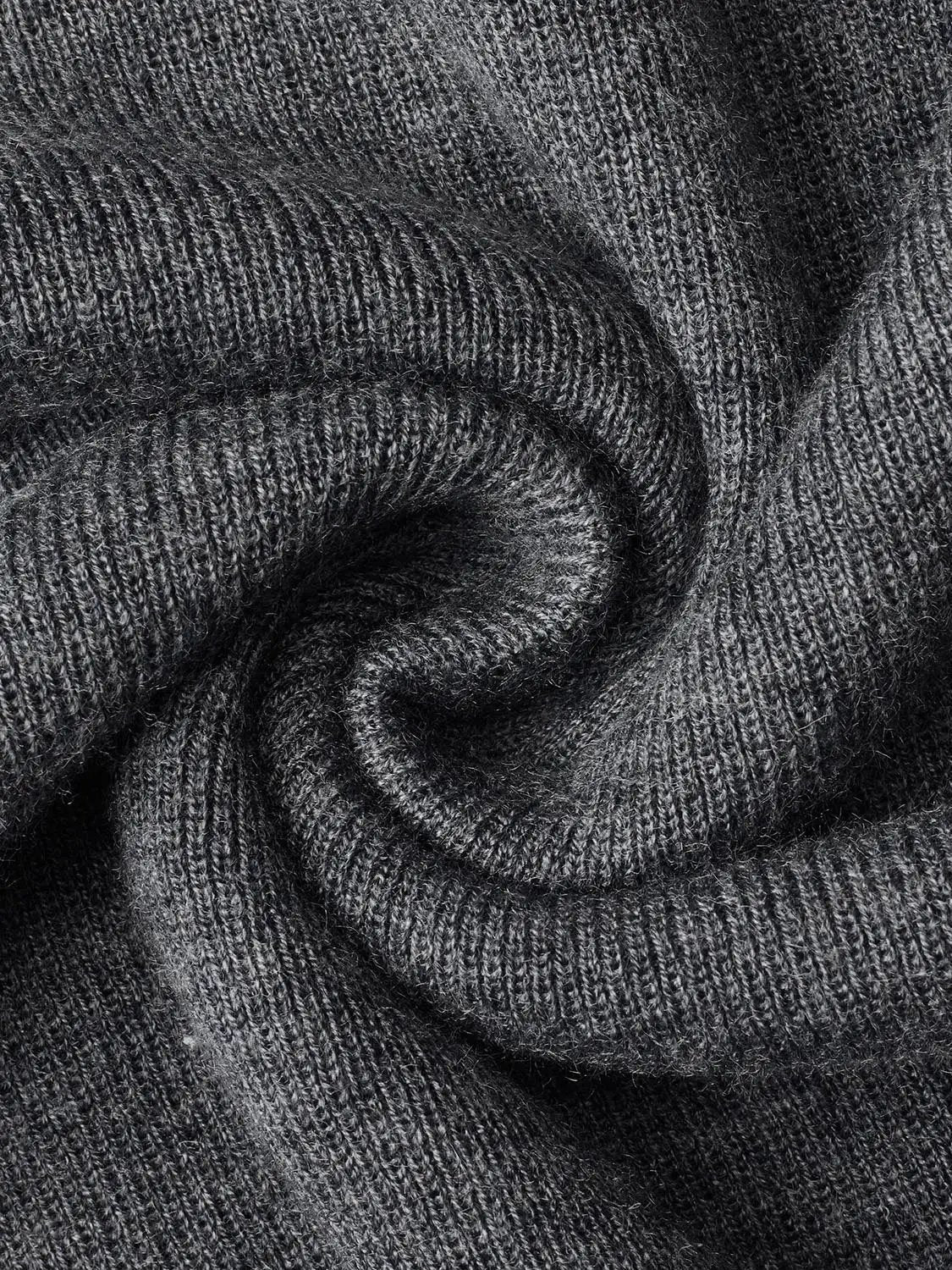 Fitted Ribbed Zip Neck Long Sleeve Knit Sweater
