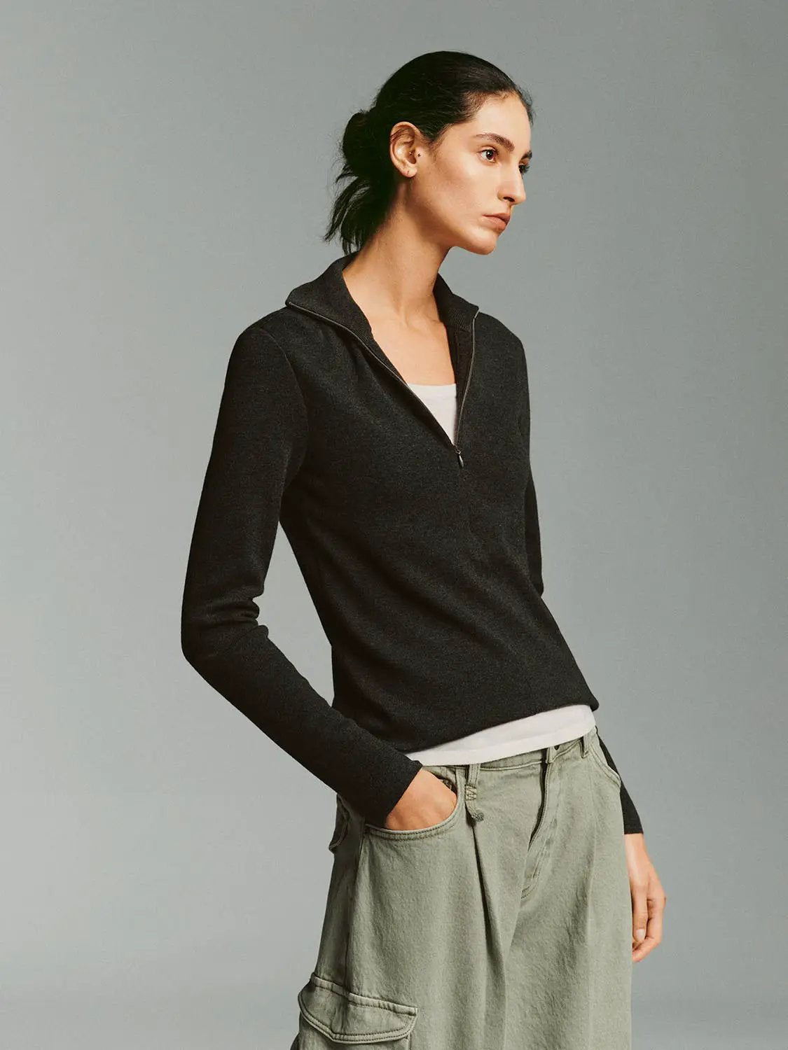 Fitted Ribbed Zip Neck Long Sleeve Knit Sweater