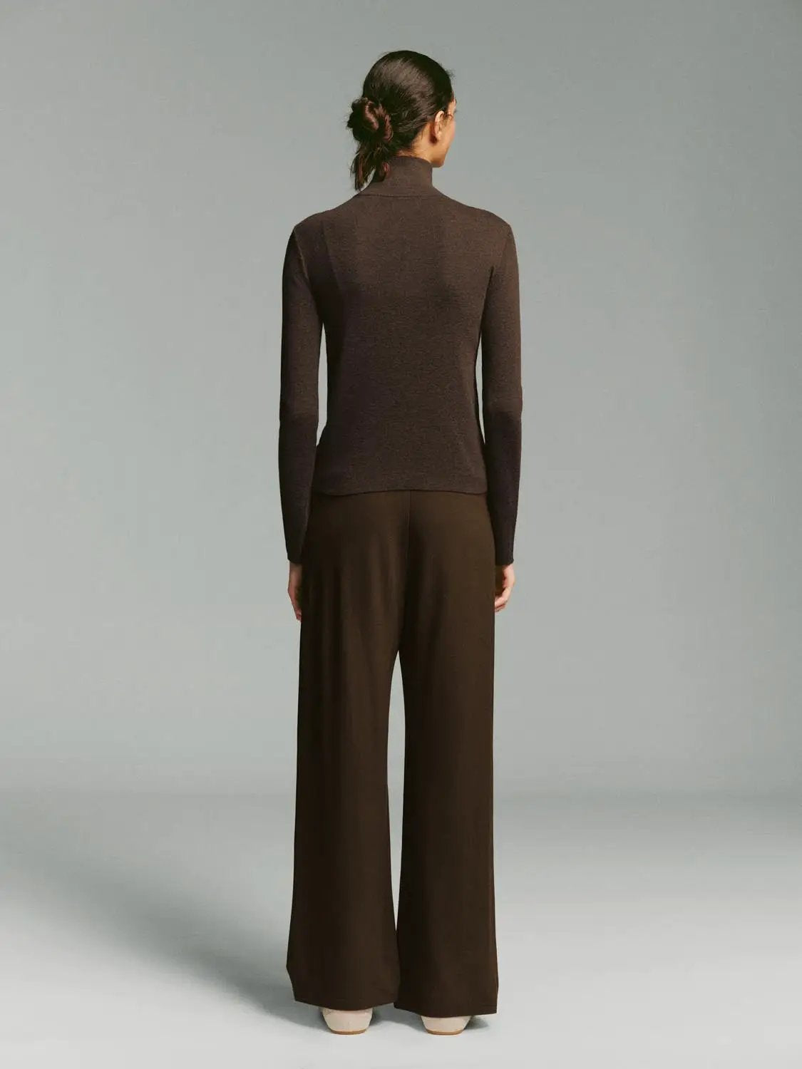 Fitted Ribbed Zip Neck Long Sleeve Knit Sweater