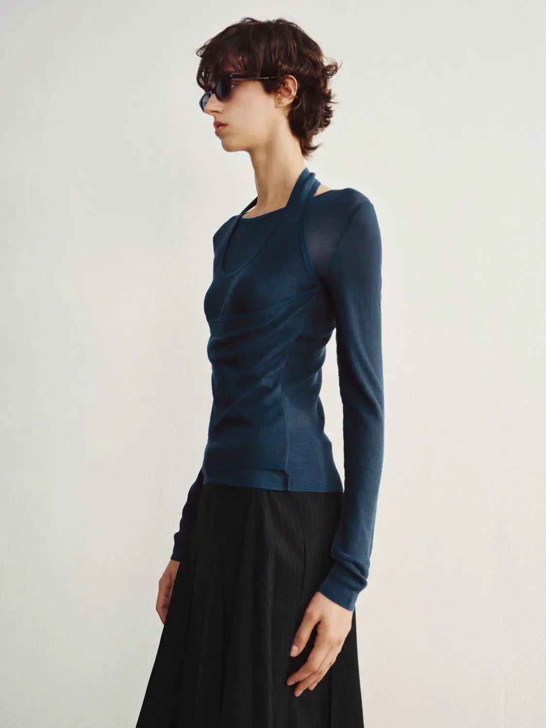 Halter Neck Fitted Long Sleeve Textured Knit T-shirt