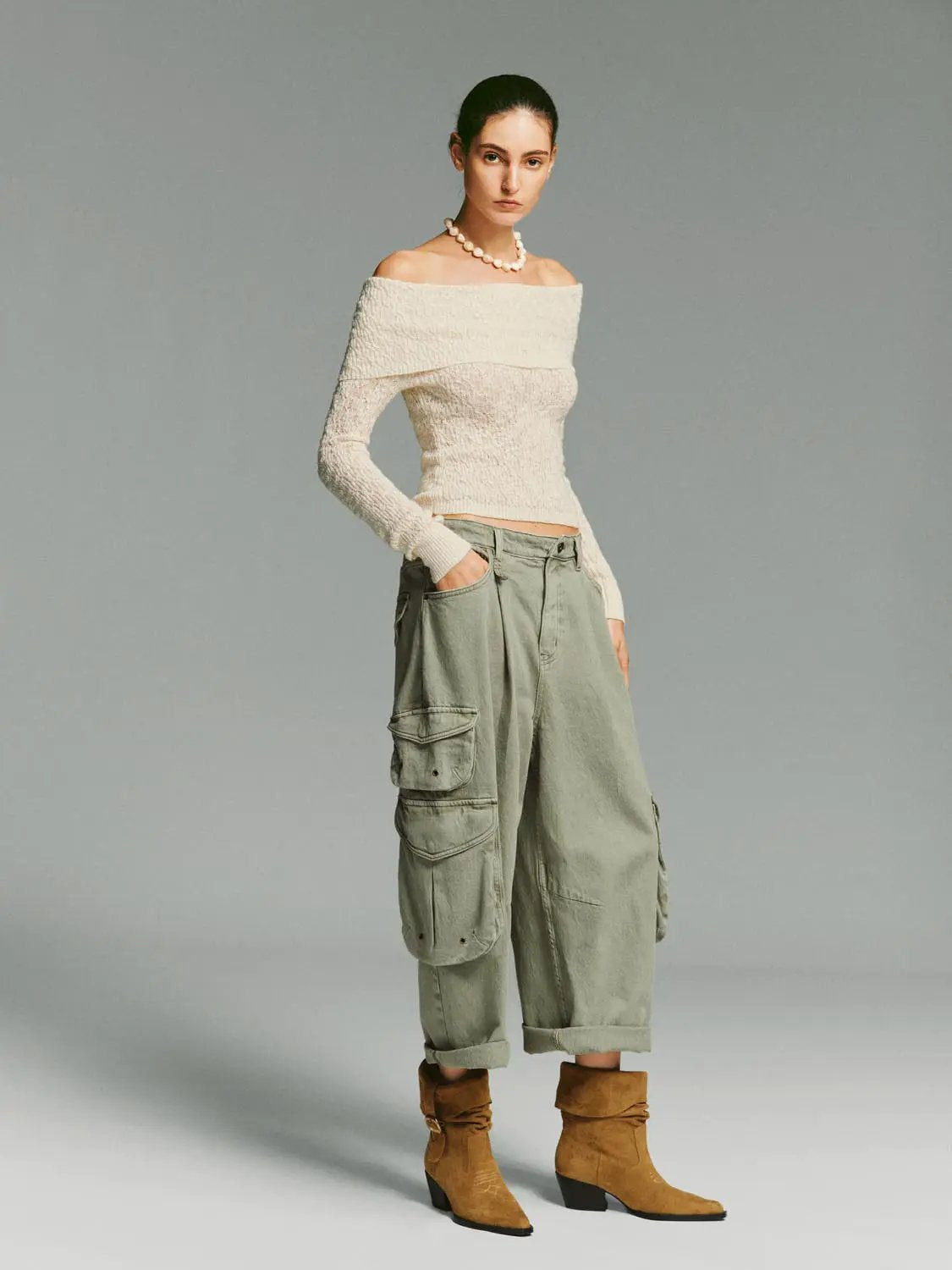 Textured Fitted Off-Shoulder Long Sleeve Pullover