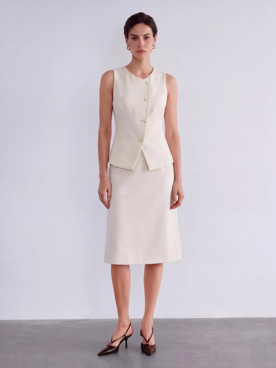 V-neck Button Front Fitted Sleeveless Vest