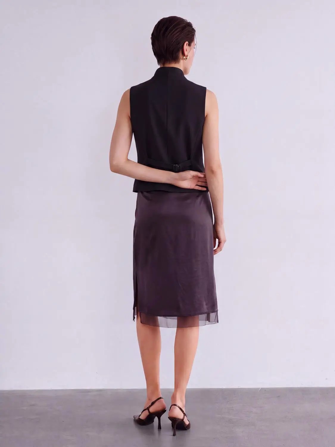 Single Button Raw Armholes Sleeveless Tailored Vest