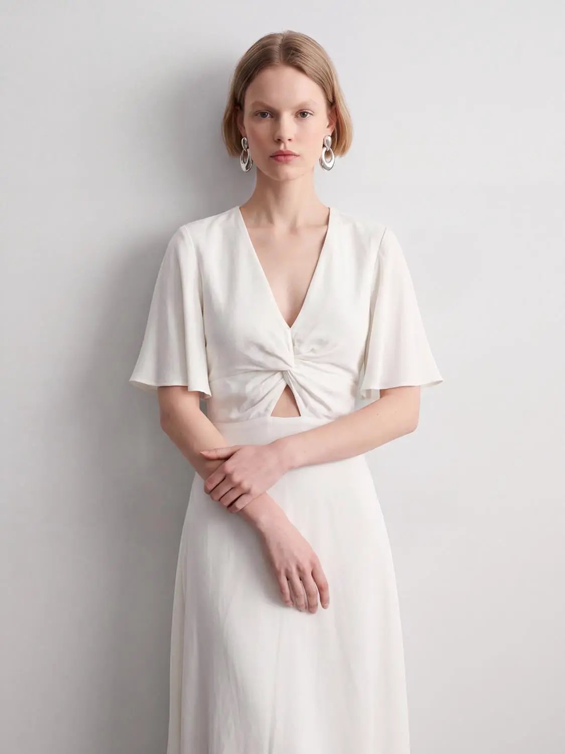 Twist Front Asymmetric Hem V-neck Short Sleeve Maxi Dress