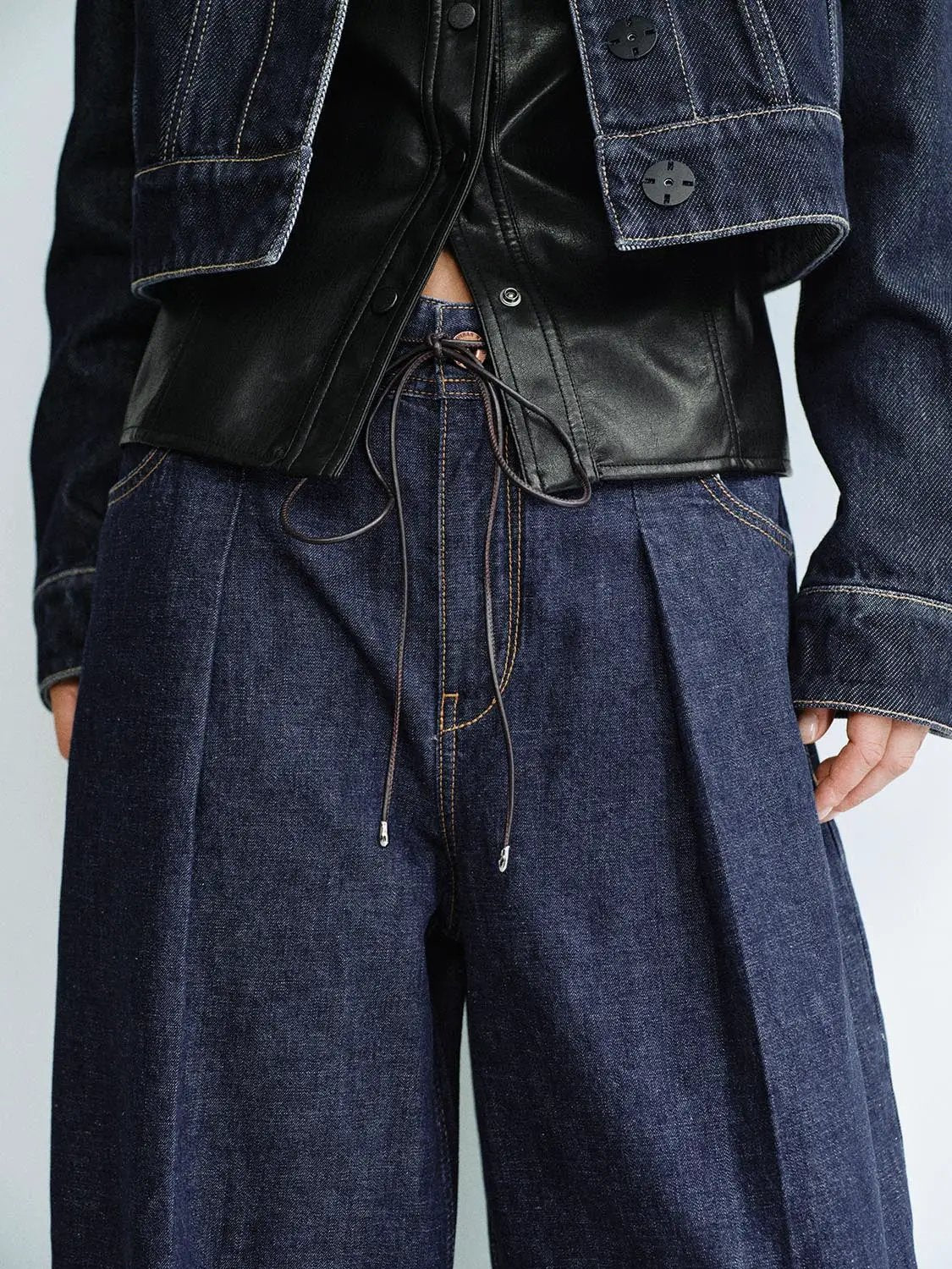 Pleated Wide-Leg Cotton Hemp Blend Jeans