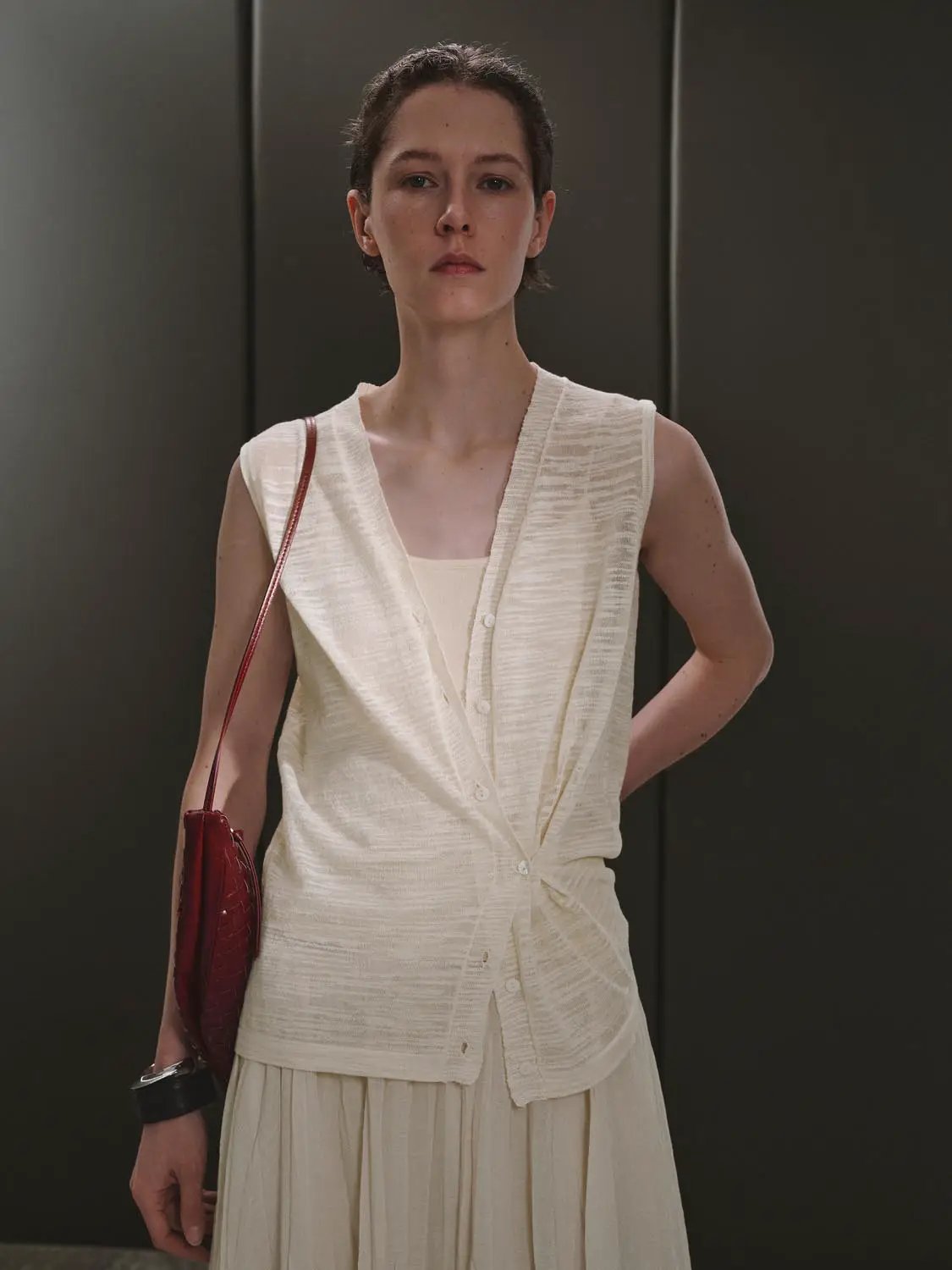 Knit V-Neck Sleeveless Classic Cotton Cardigan
