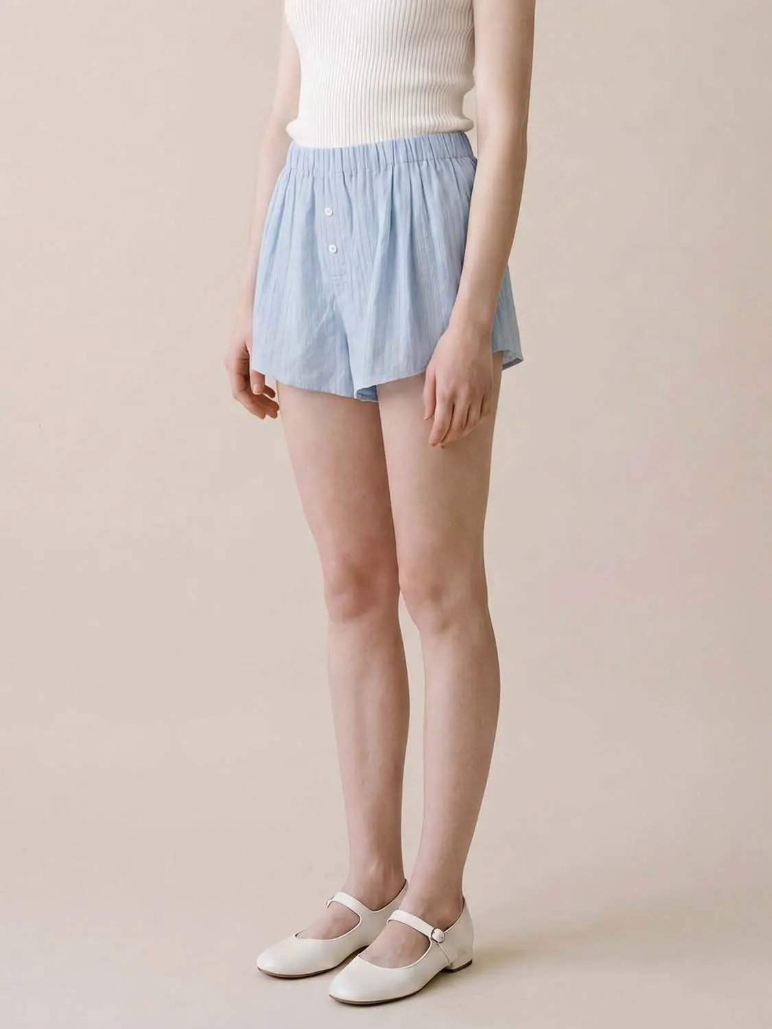 Elastic Waist Vertical Stripe Button Decor Loose Shorts