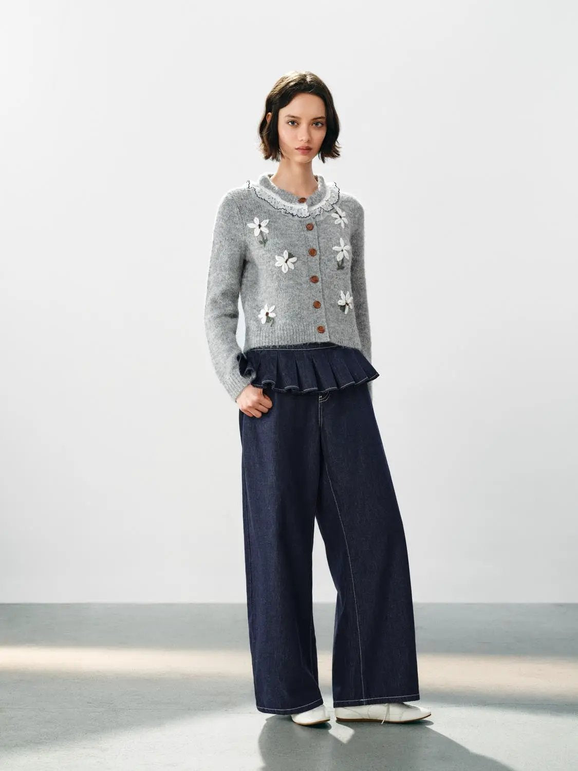 Floral Embroidered Ruffle Collar Long Sleeve Cardigan