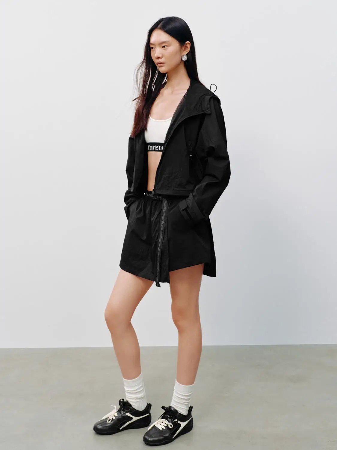 Hooded Long Sleeve Lightweight Cropped Zipper Jacket