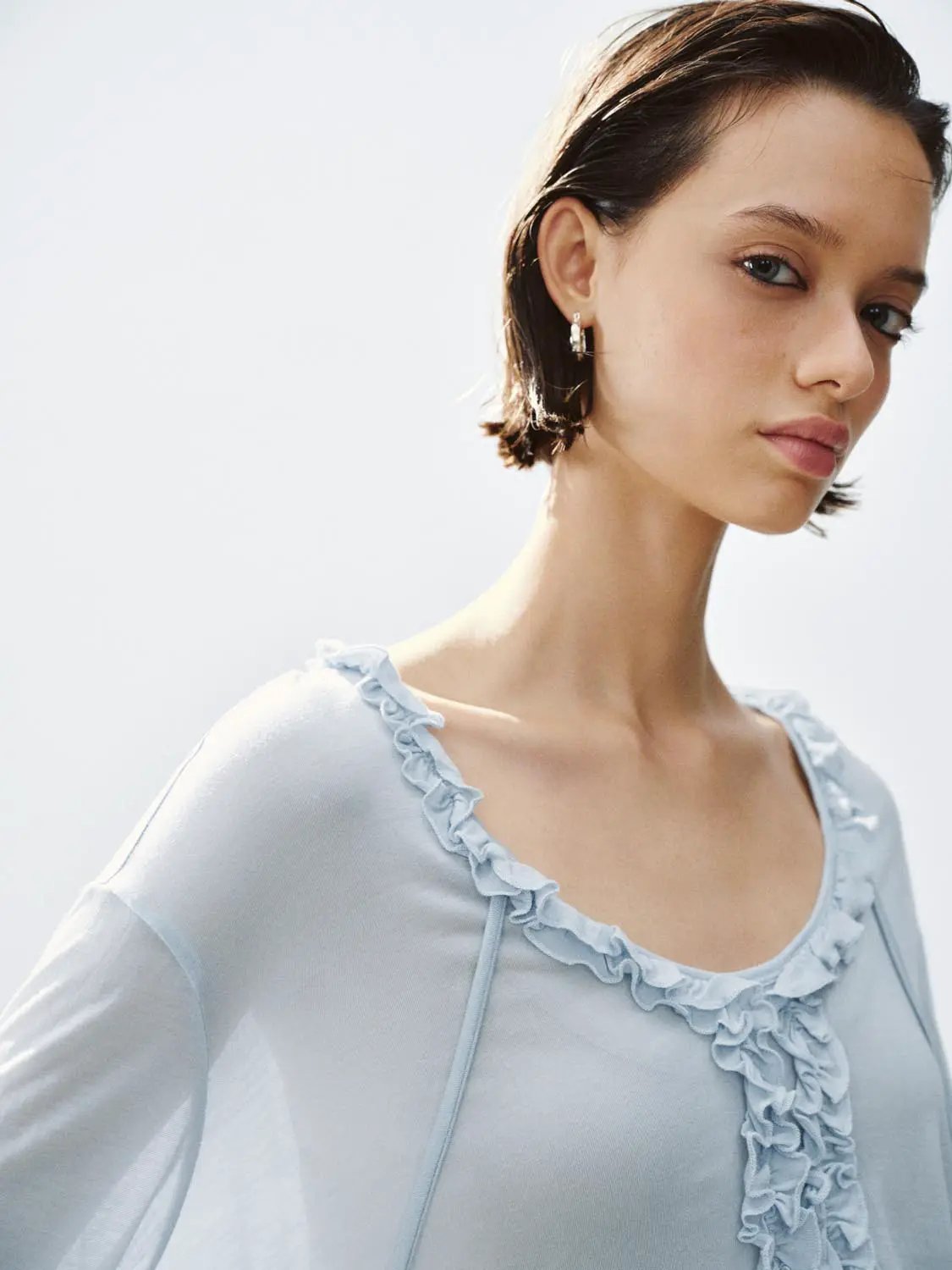 Ruffle Trim V-neck Long Sleeve Tie Front T-Shirt