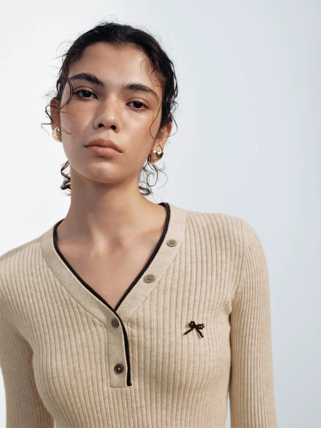 Ribbed Button Placket Bow V-neck Knit Long Sleeve T-shirt