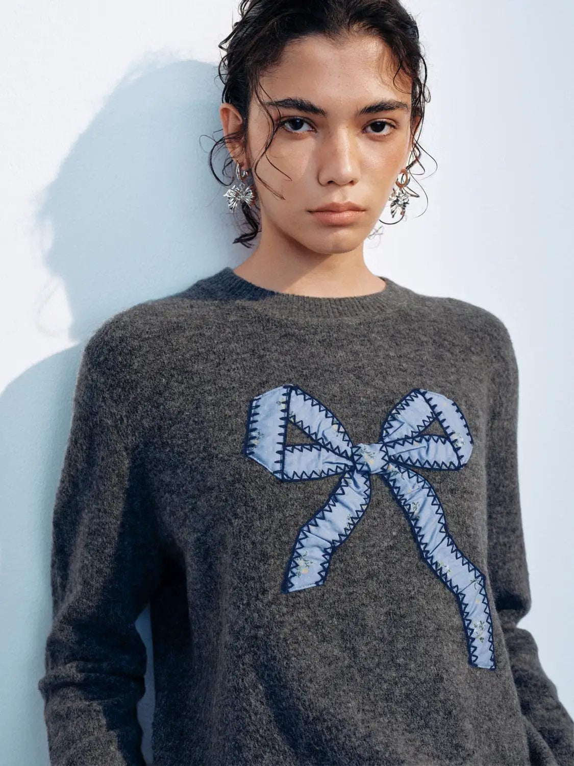 Bow Detail Long Sleeve Ribbed Crew Neck Sweater