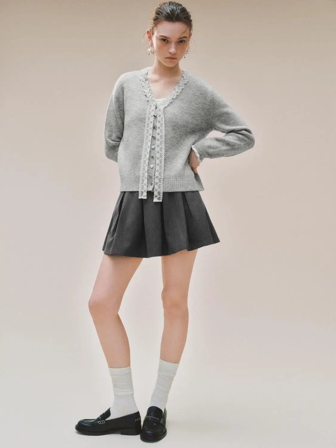 Knit Ruffle V-neck Button Front Long Sleeve Cardigan