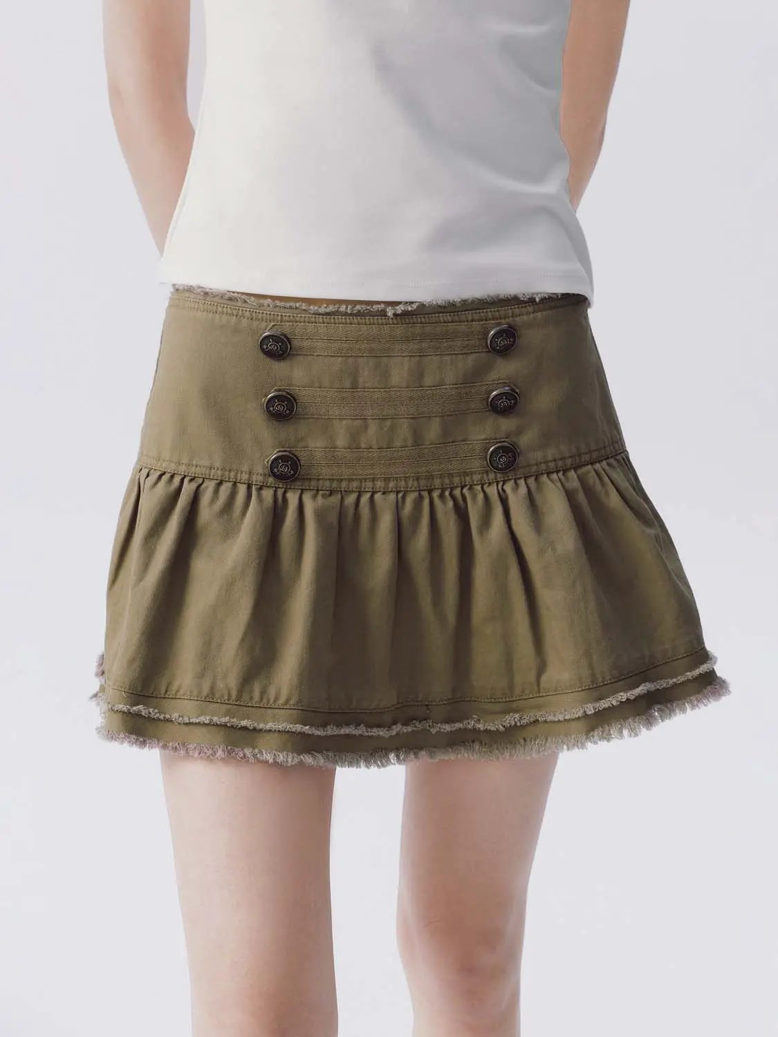 Button-Detail Pleated Frayed Hem Cotton Mini Skirt
