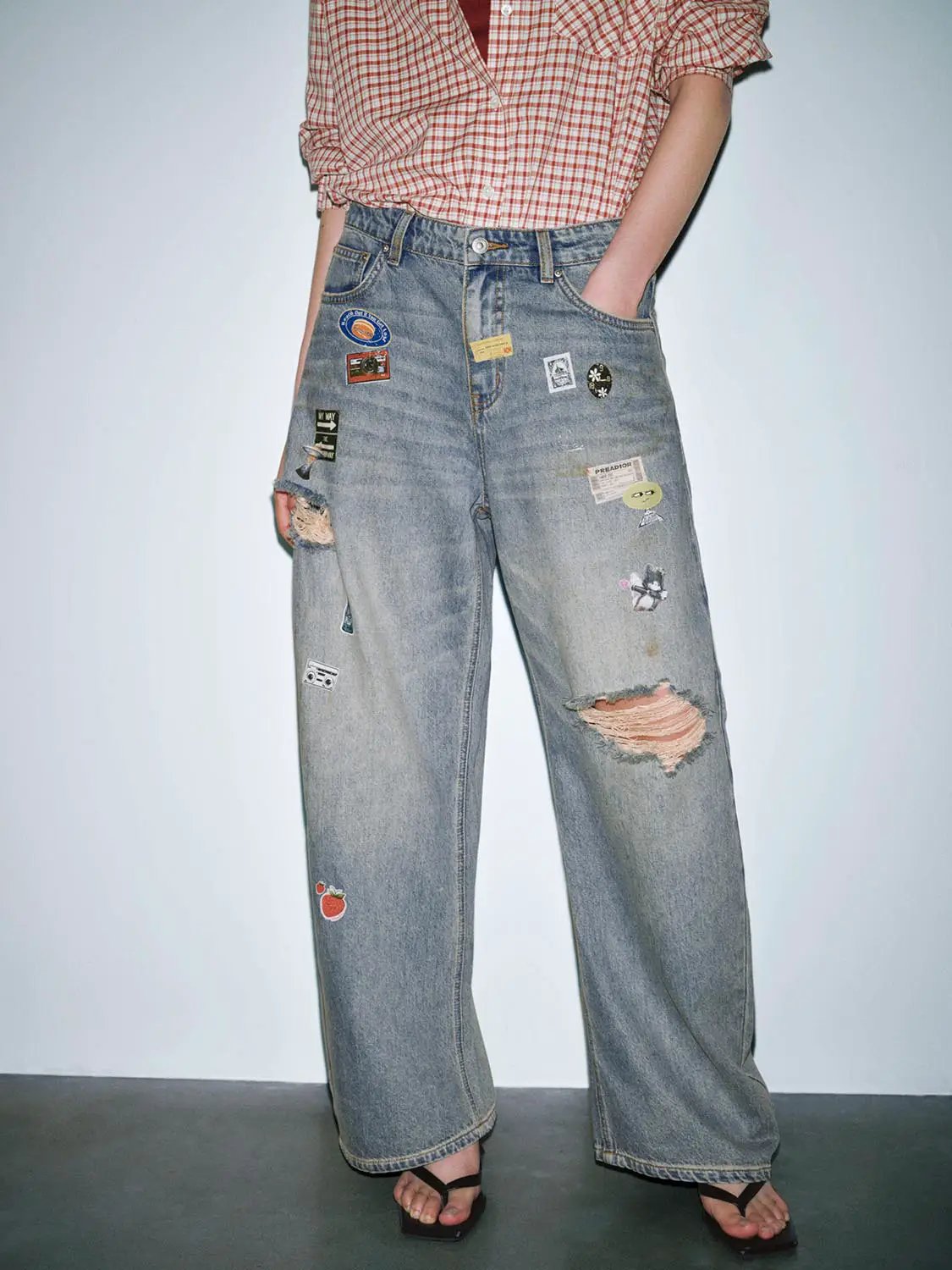 Patchwork Raw Detail Barrel Leg Denim Jeans