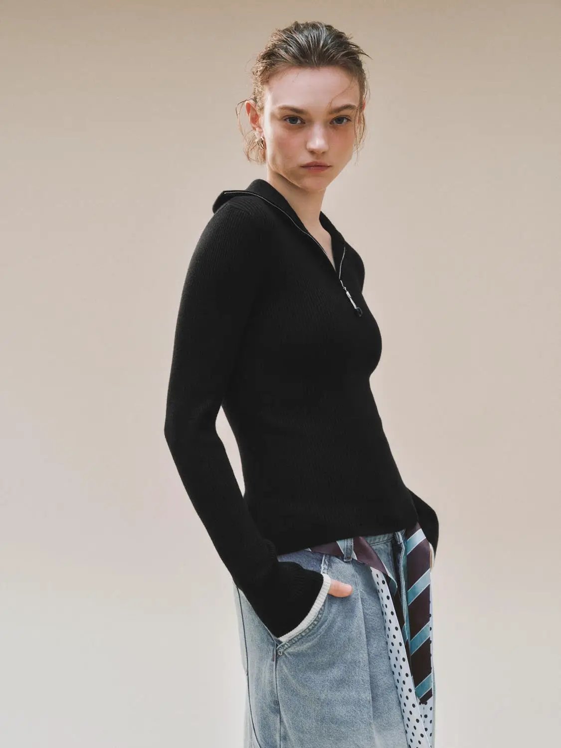 Ribbed Fitted Half Zip Long Sleeve Sweater