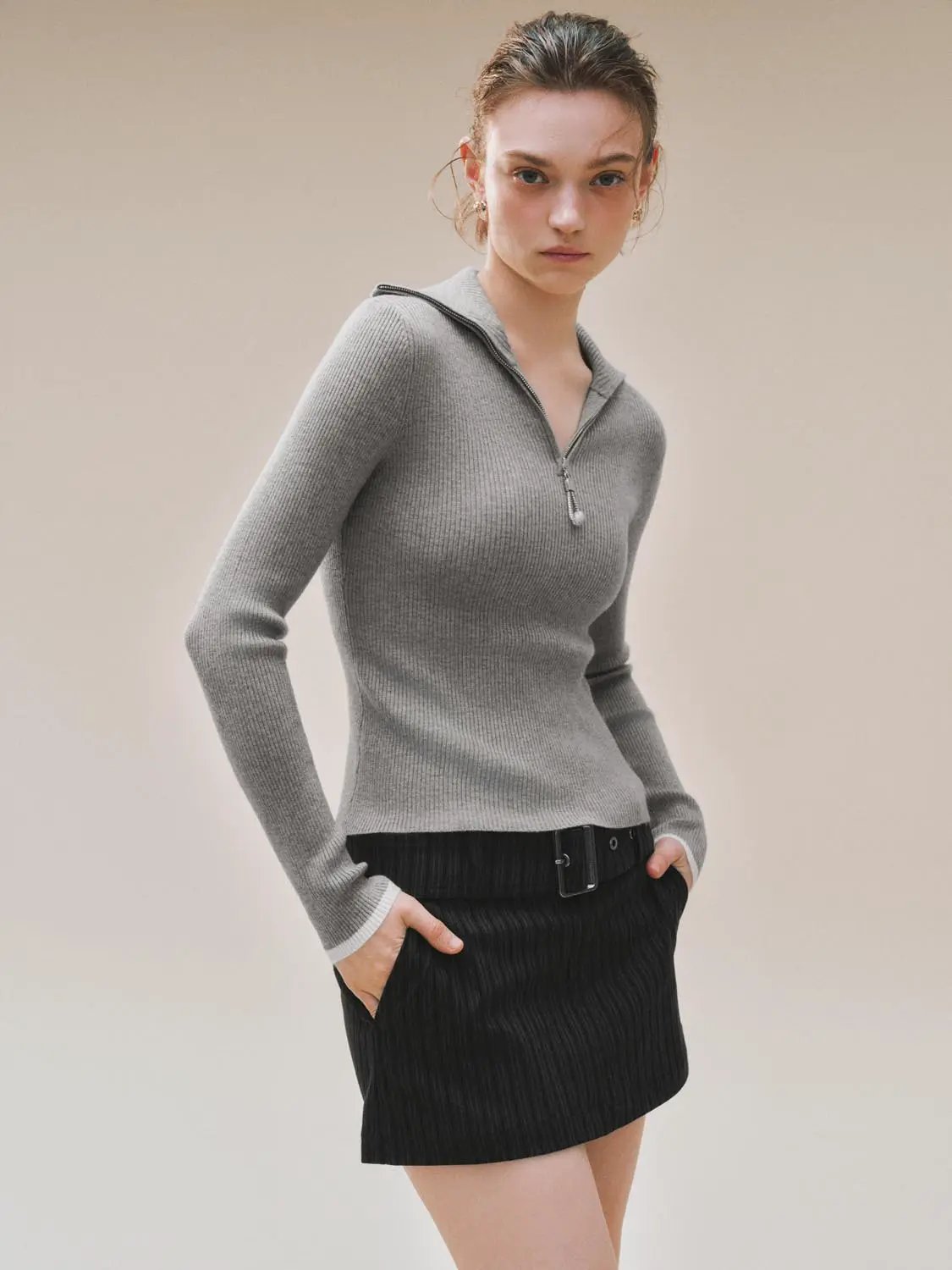 Ribbed Fitted Half Zip Long Sleeve Sweater