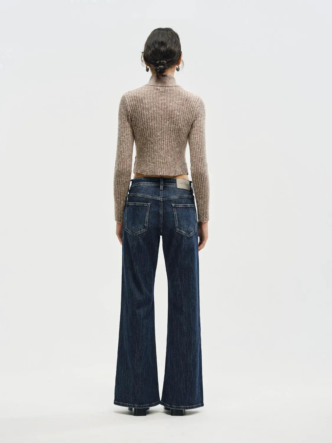 Cropped Ribbed Knit Long Sleeve Zip Jacket